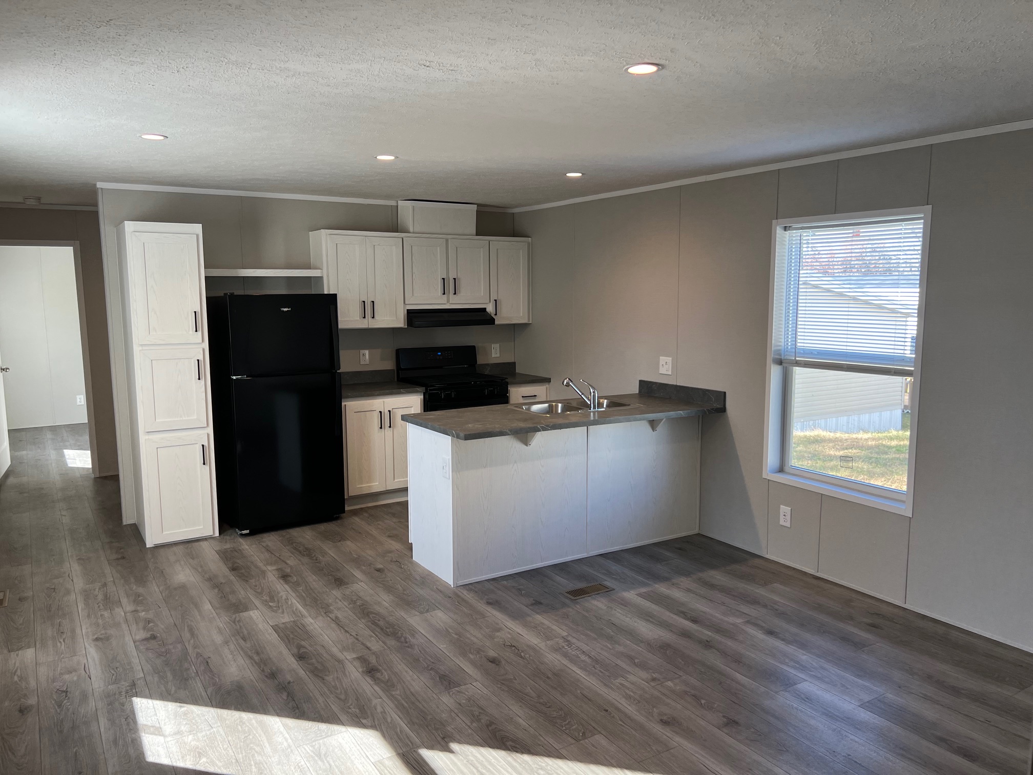 A photo of the Springdale Lake Home