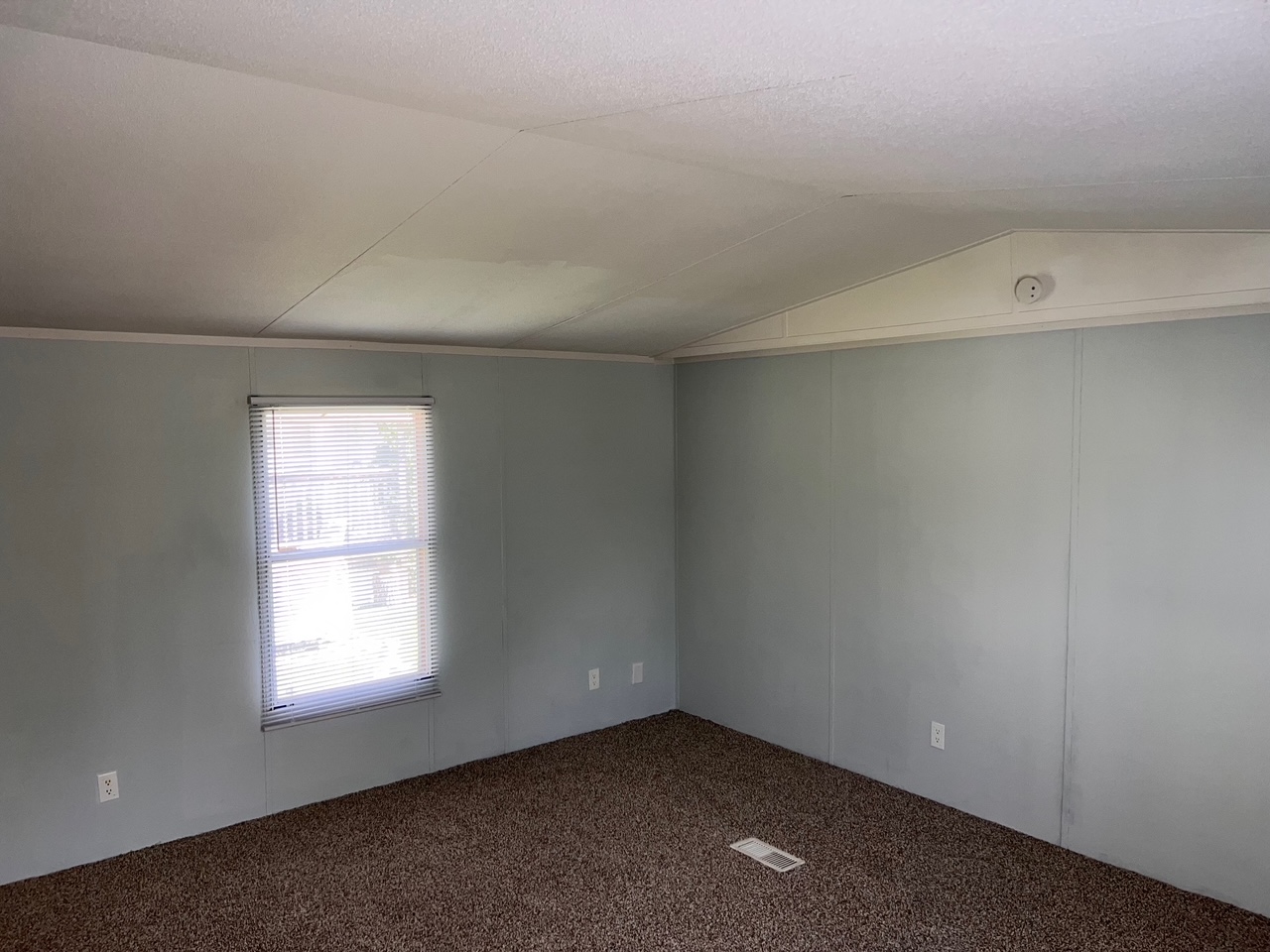 A photo of the Springdale Lake Home