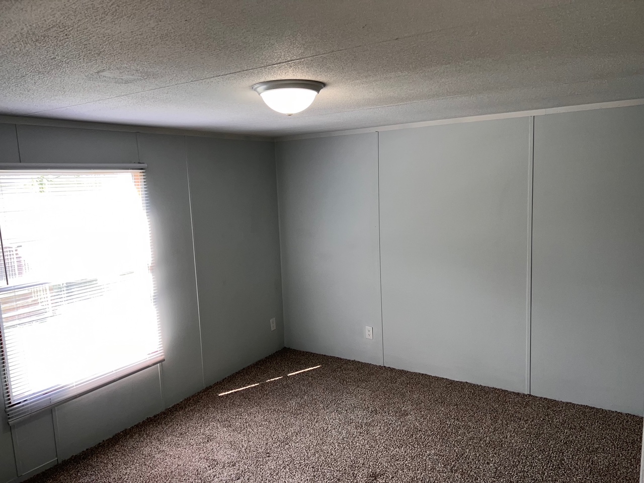 A photo of the Springdale Lake Home