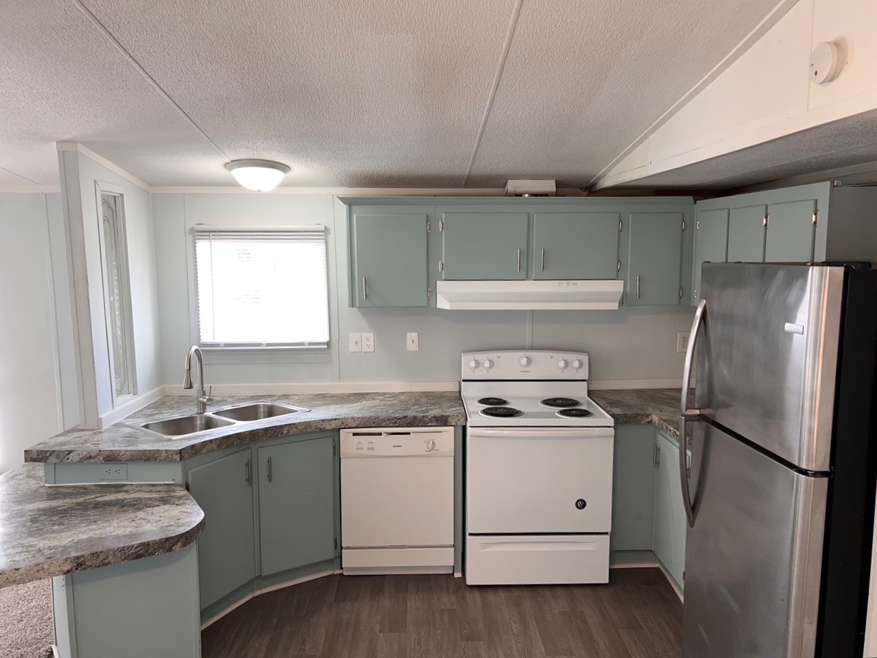 A photo of the Springdale Lake Home