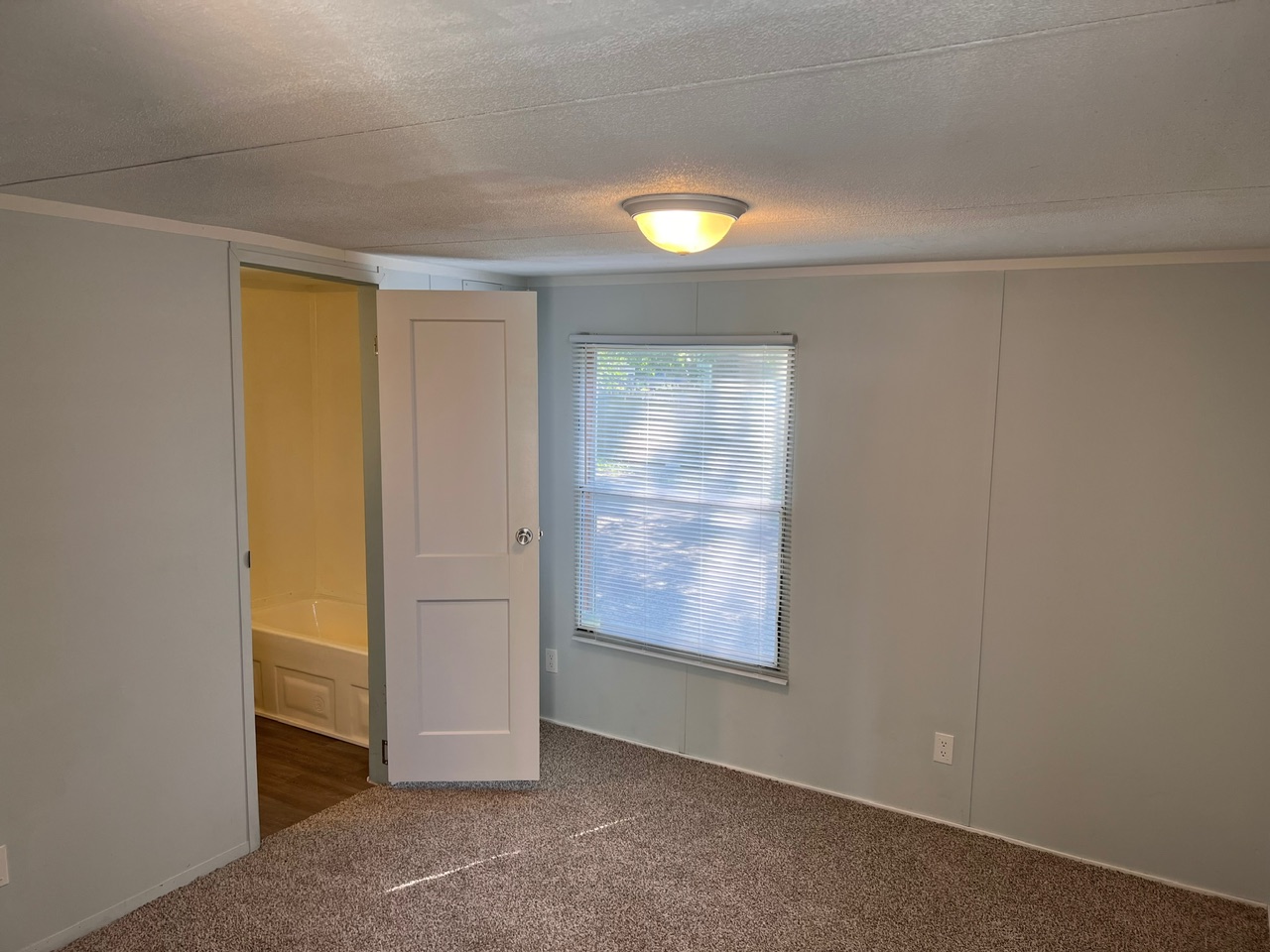 A photo of the Springdale Lake Home