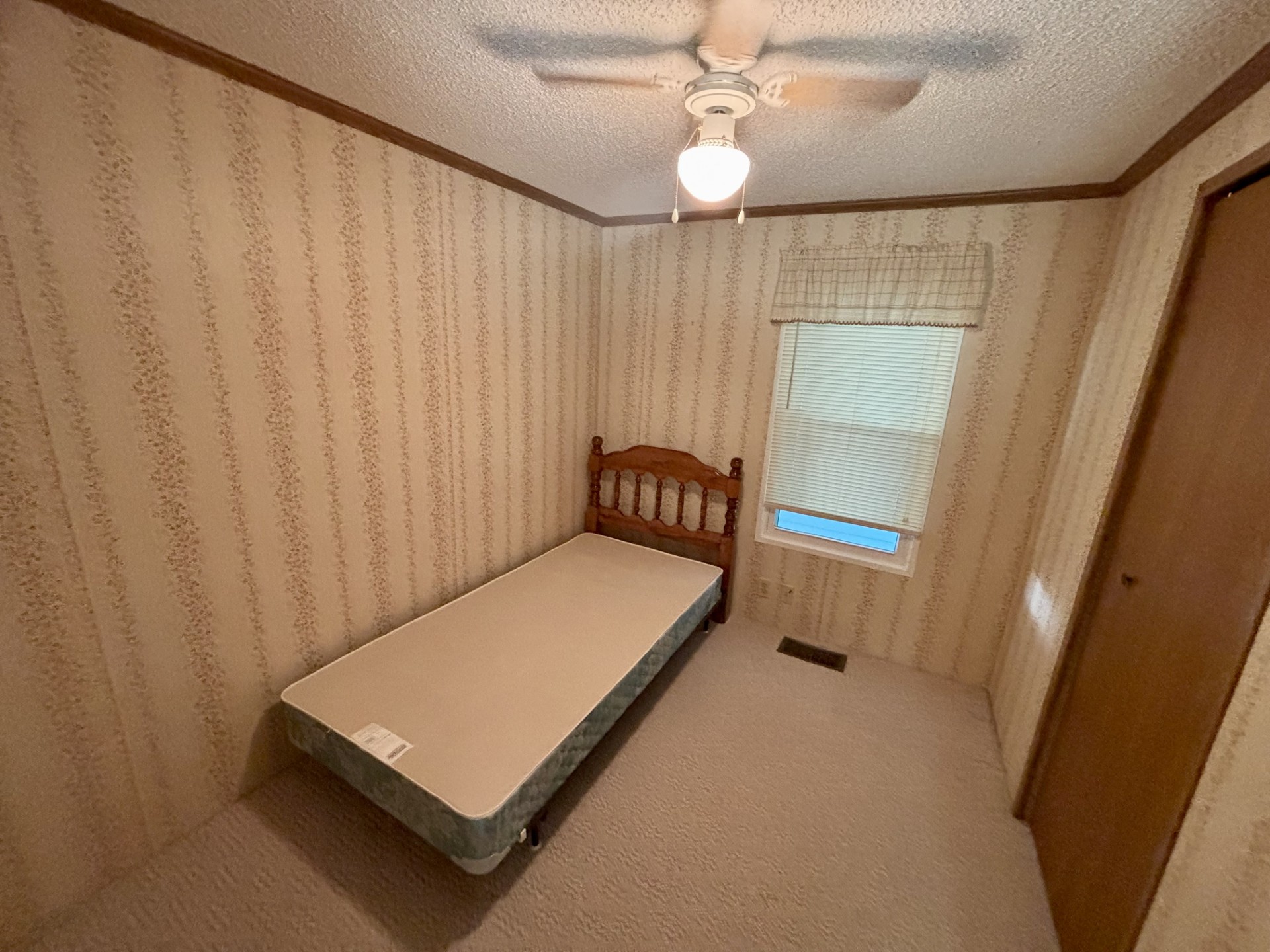 A photo of the Eagle Crest Home