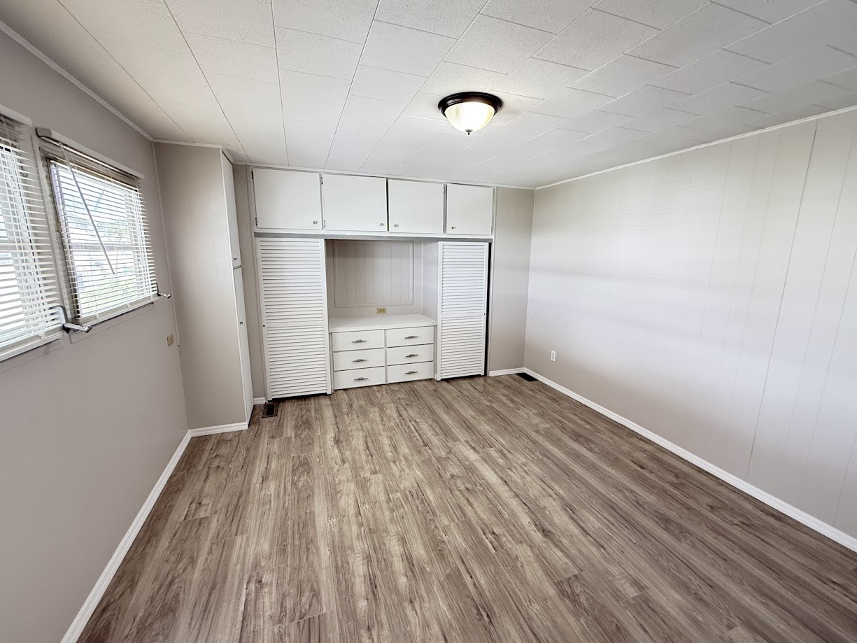 A photo of the Bayshore Windmill Village Home