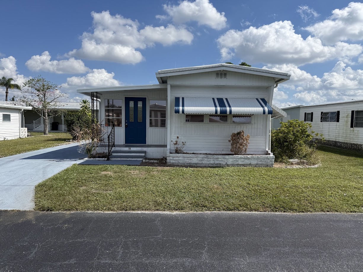 A photo of the Bayshore Windmill Village Home