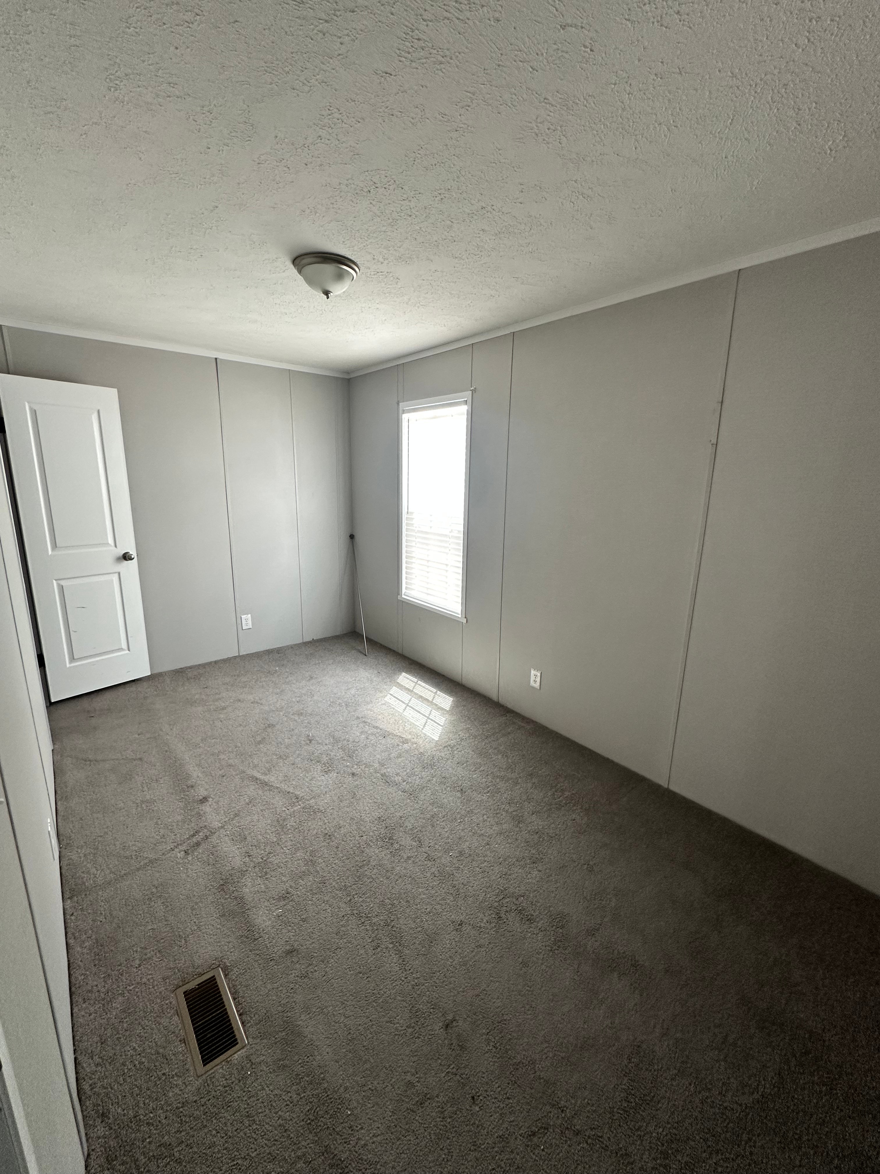 A photo of the Stoneybrook Pointe Home