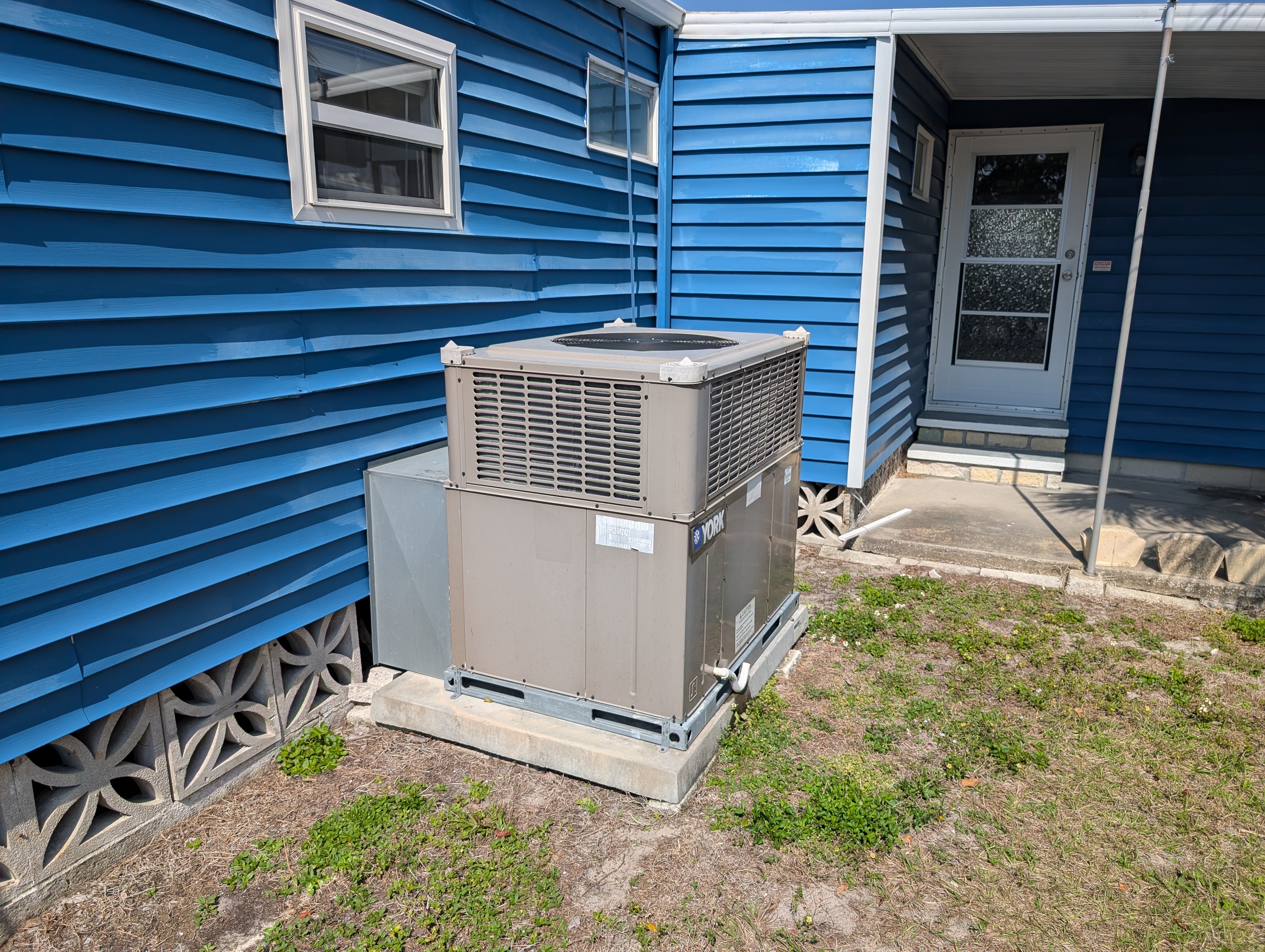 A photo of the Bayshore Windmill Village Home