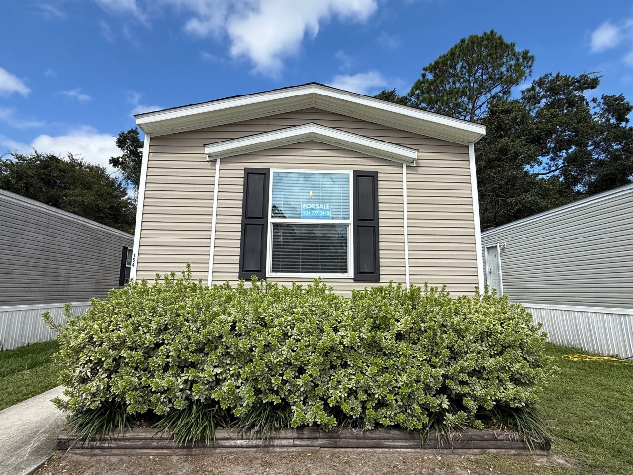 A photo of the Deerpointe Home