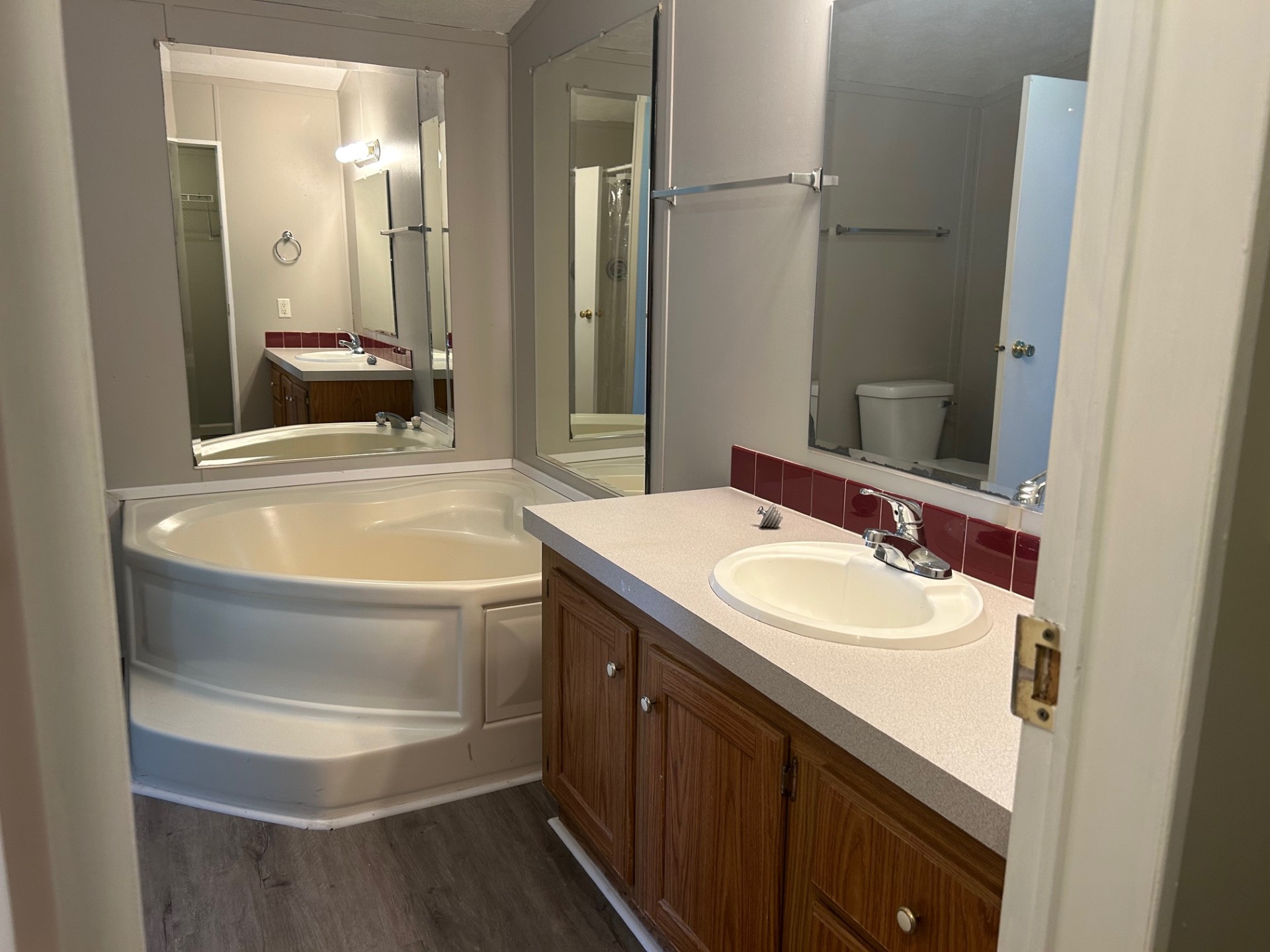 A photo of the Colonial Gardens Home