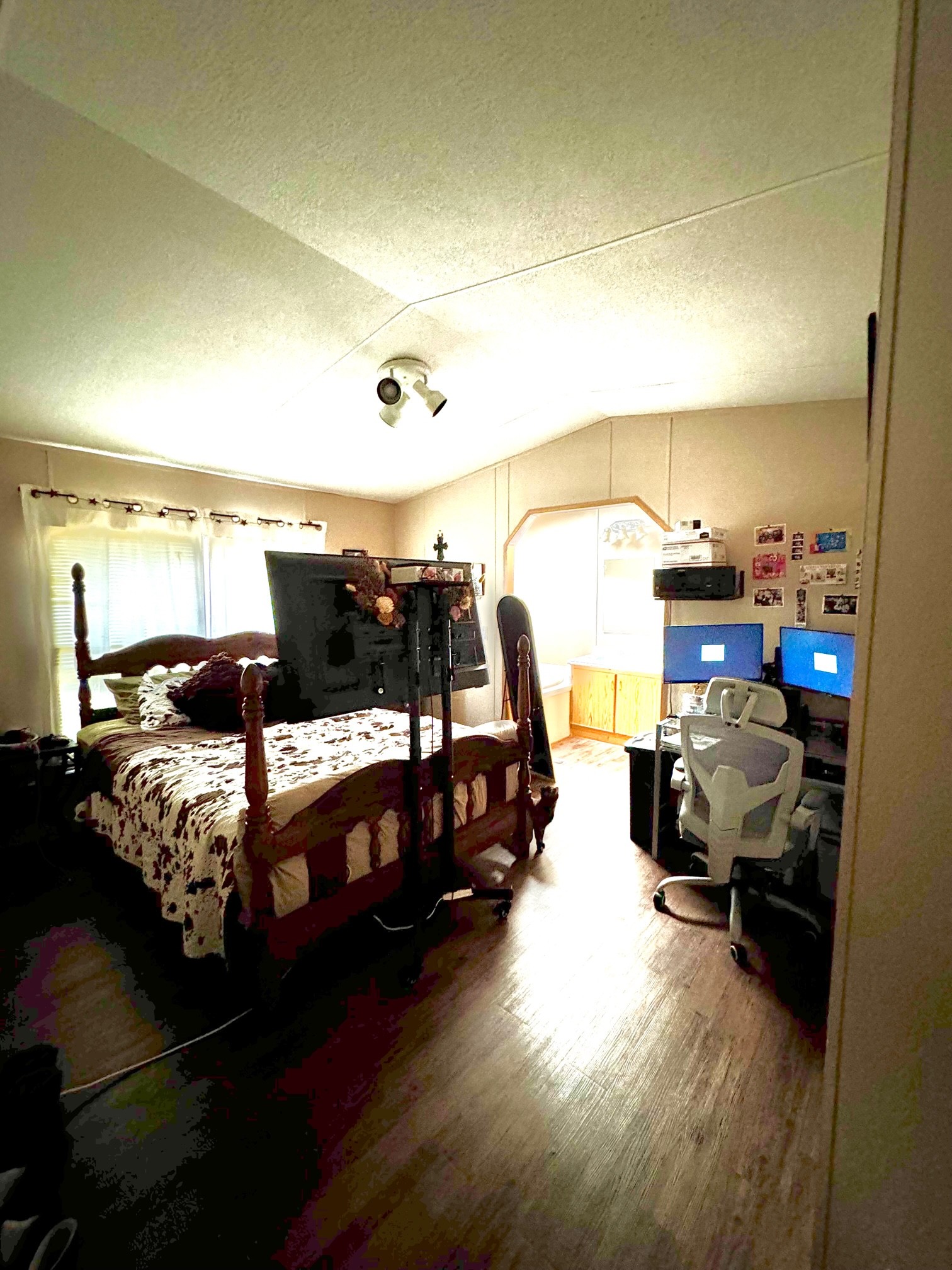 A photo of the Navajo Lake Estates Home