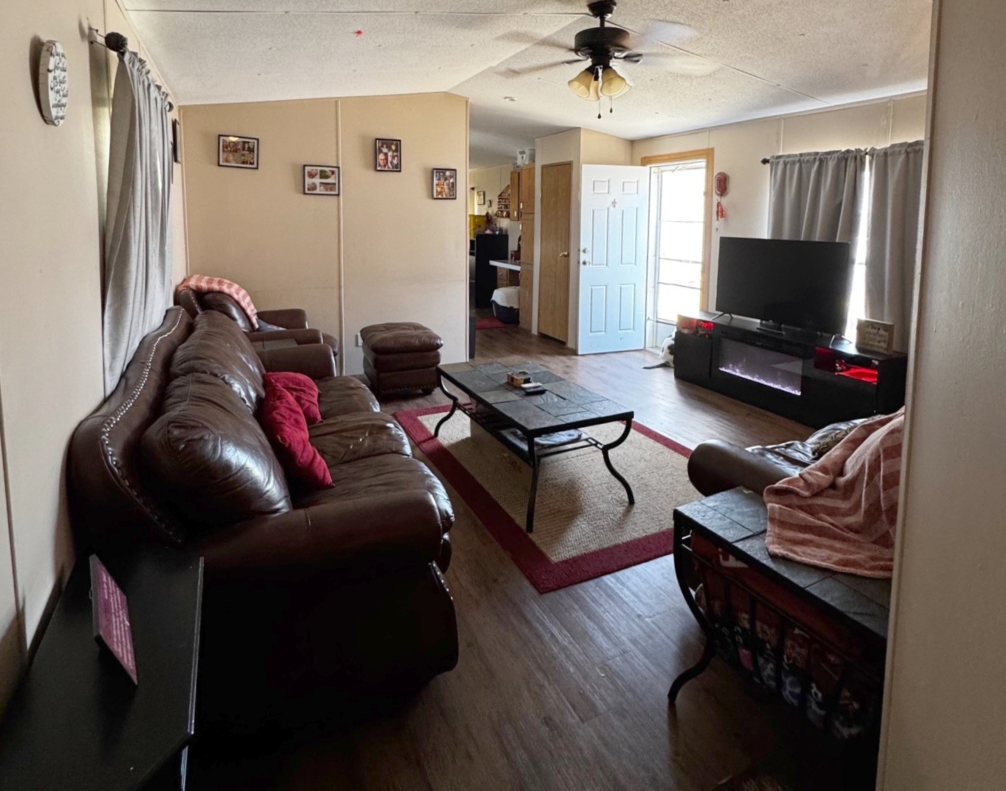 A photo of the Navajo Lake Estates Home