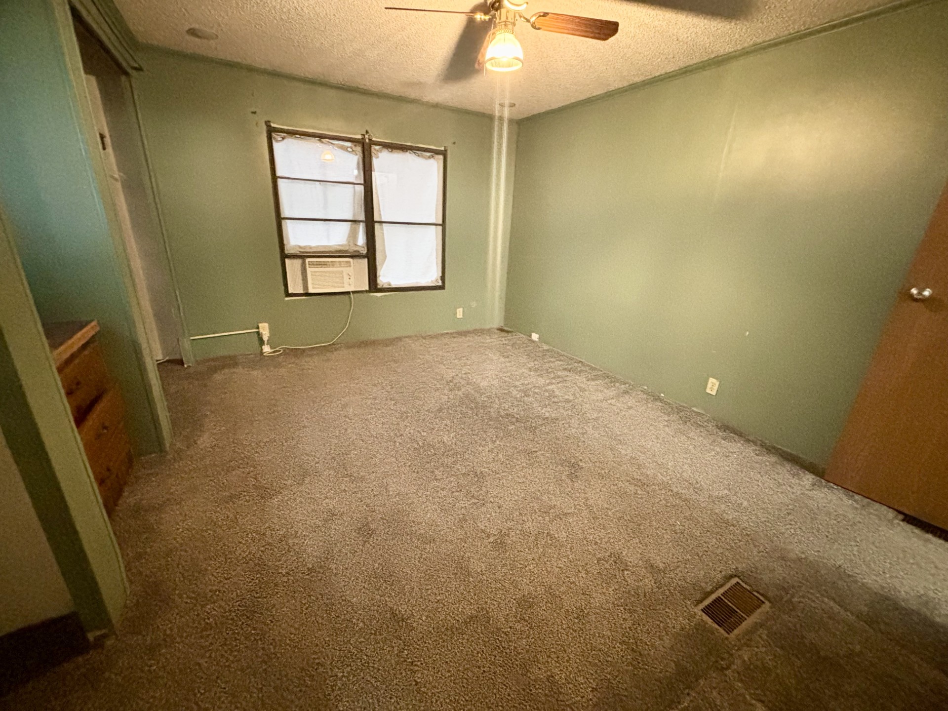 A photo of the Eagle Crest Home