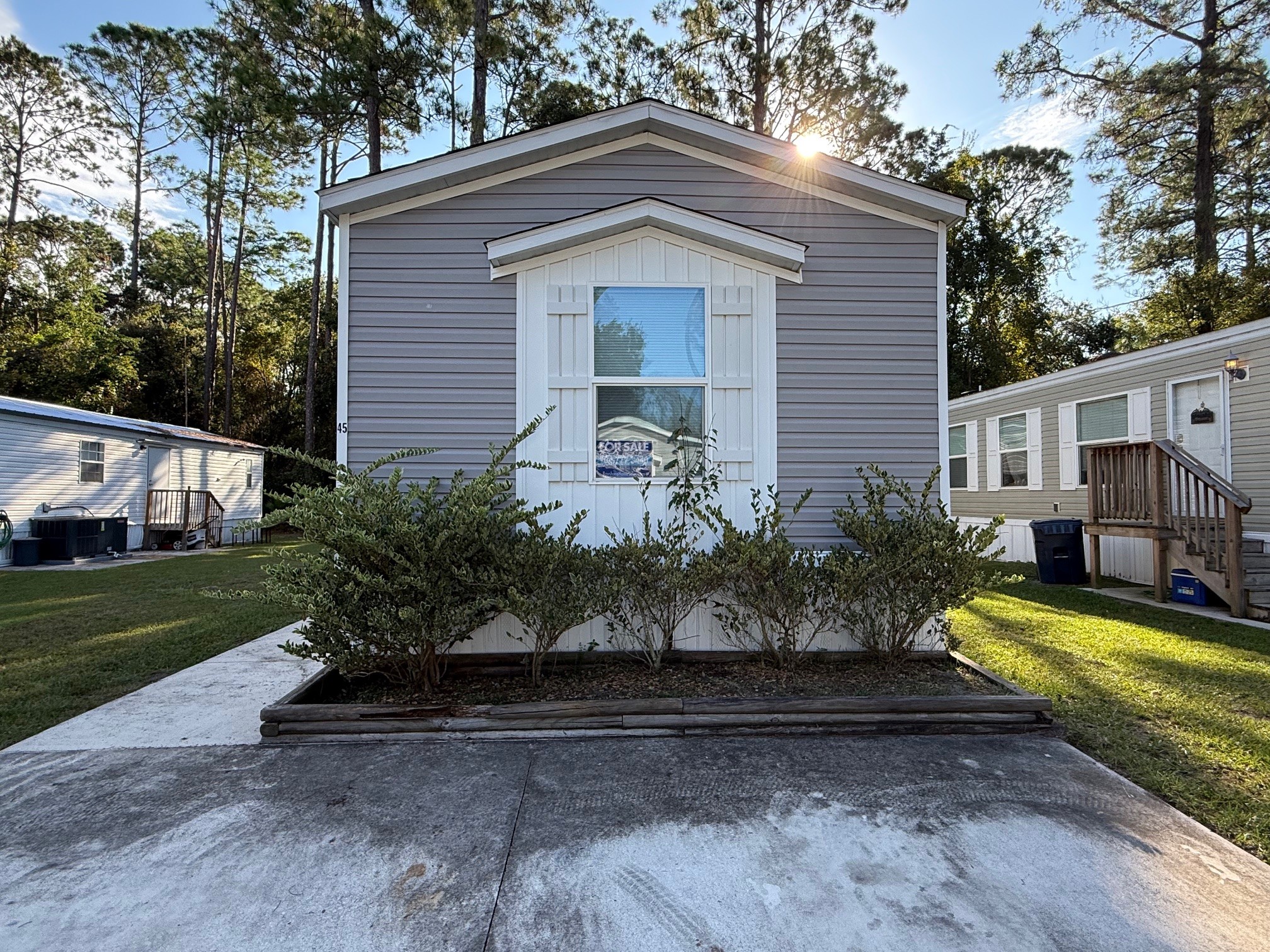 A photo of the Deerpointe Home