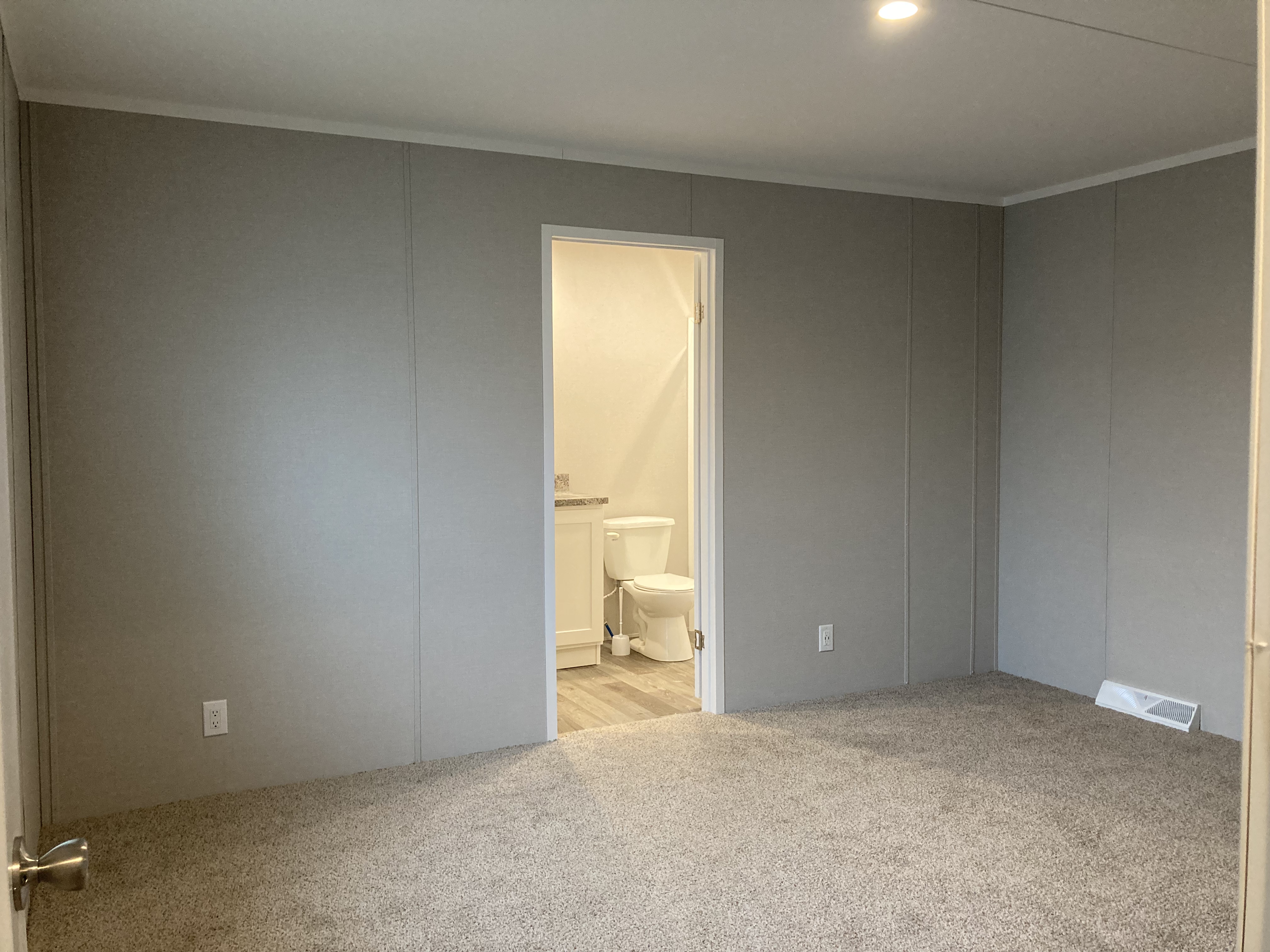 A photo of the Lakeshore Terrace Home