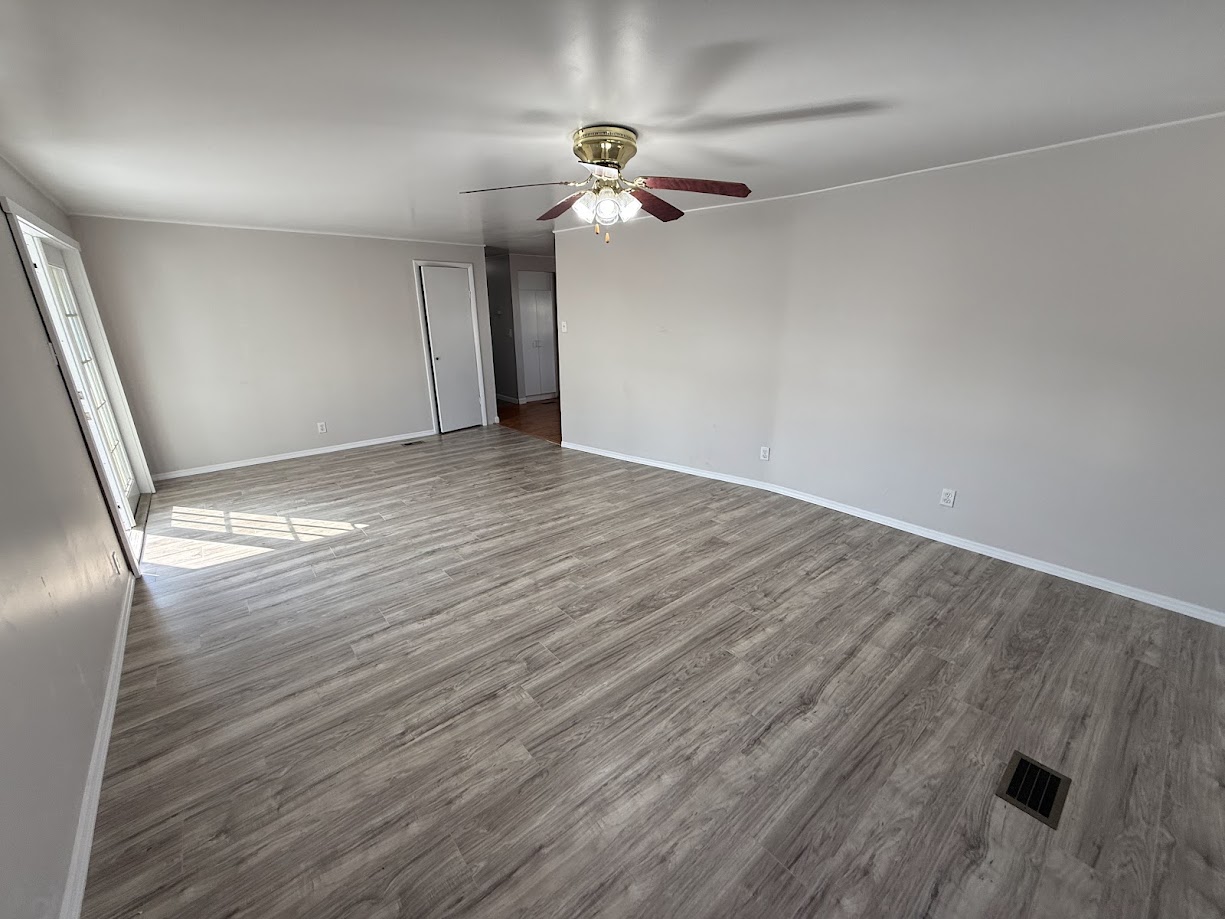 A photo of the Bayshore Windmill Village Home