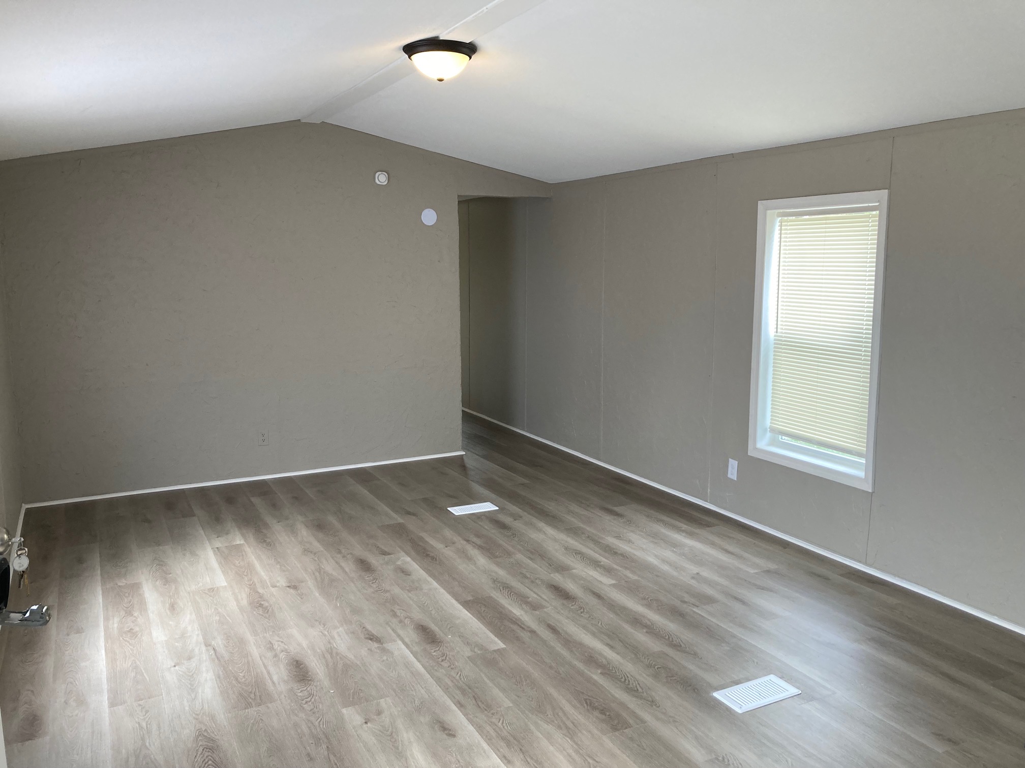 A photo of the Bluffton Woods Home