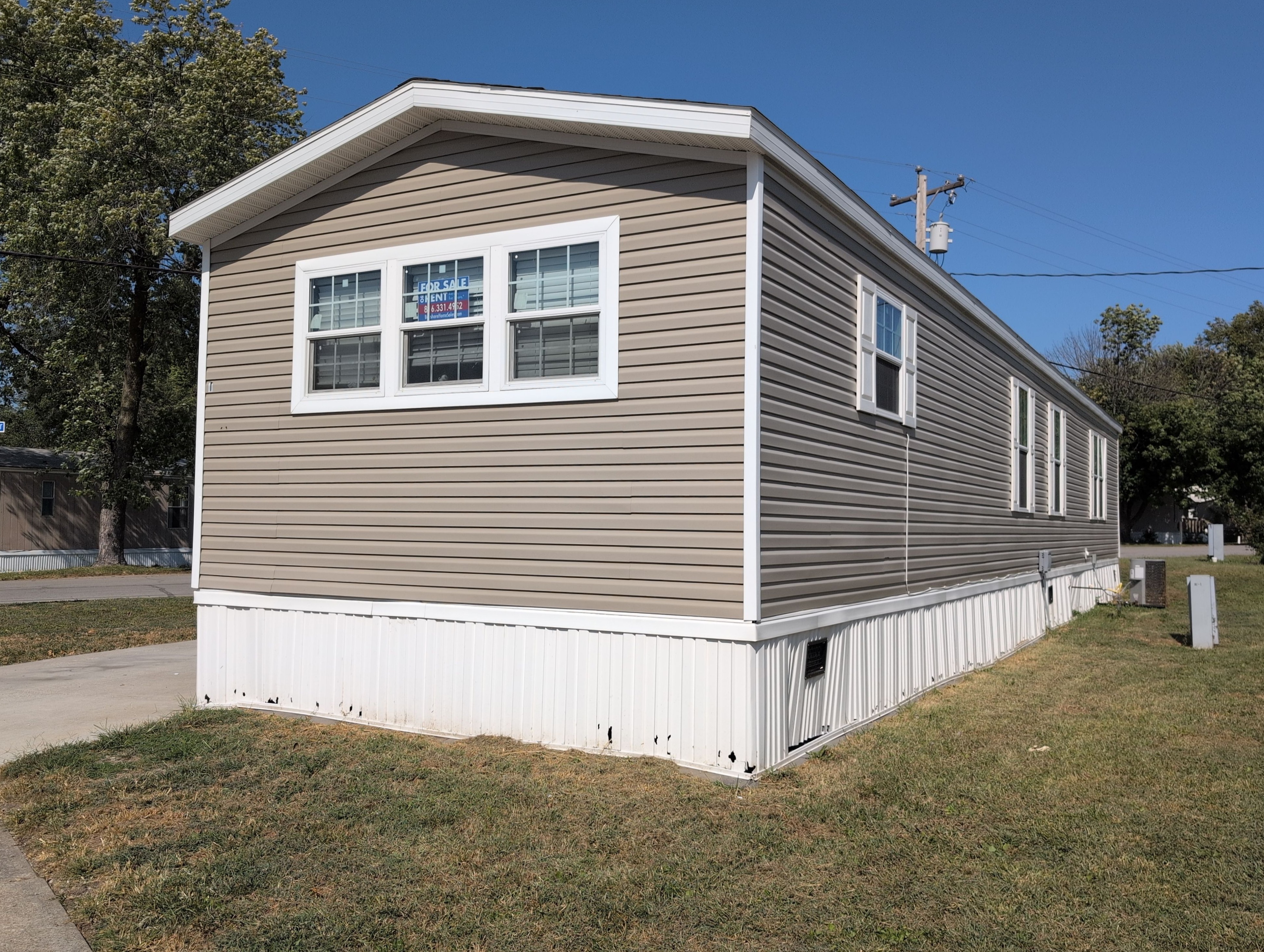 A photo of the Springdale Lake Home