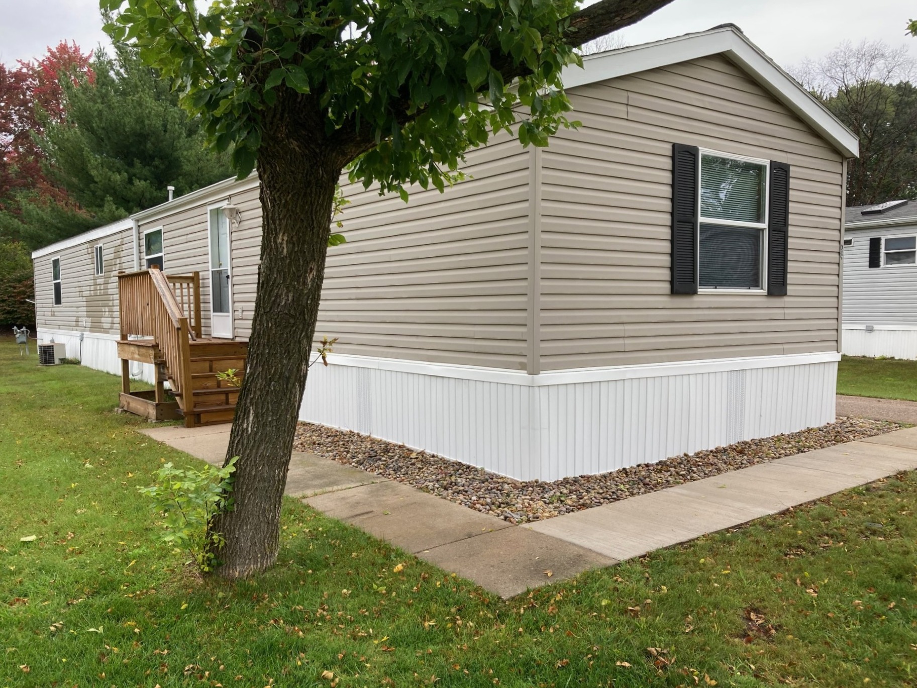 A photo of the Holiday South Home