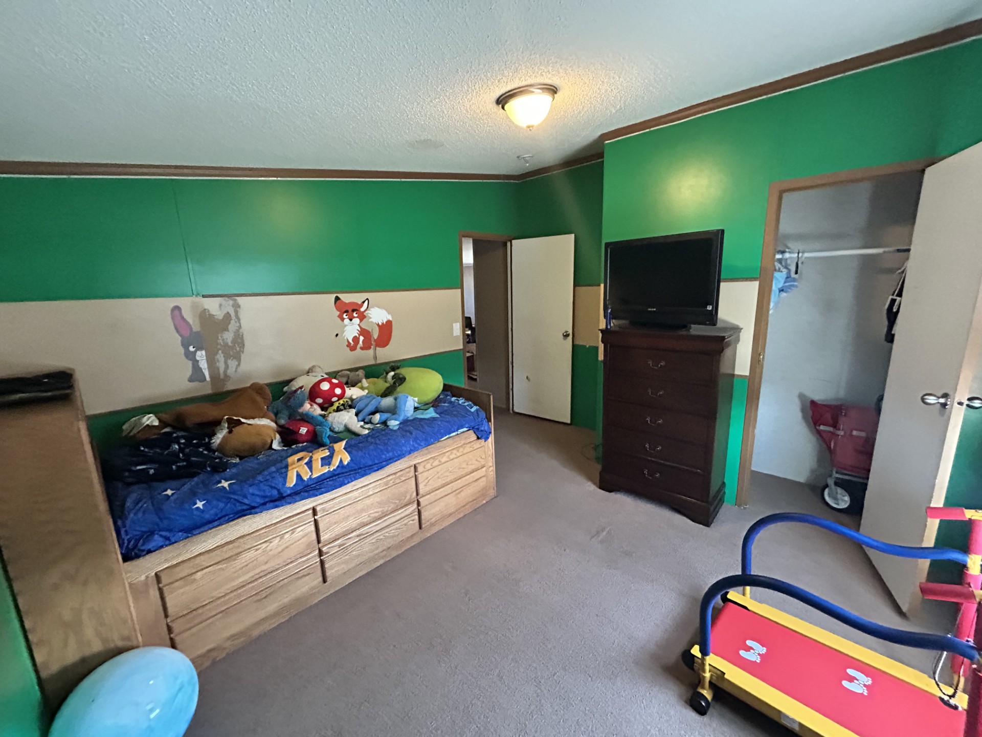 A photo of the Plainview Home