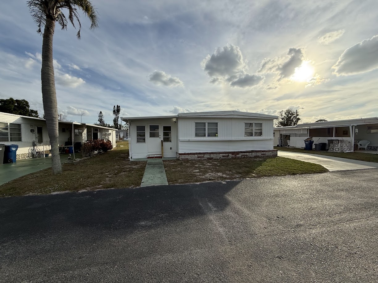 A photo of the Bayshore Windmill Village Home