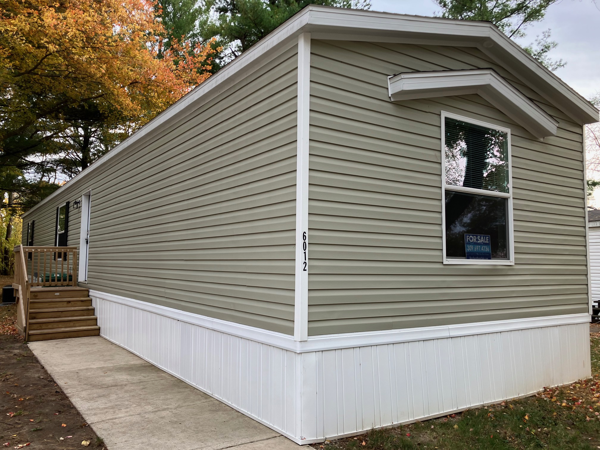 A photo of the Deluxe Lake Estates Home