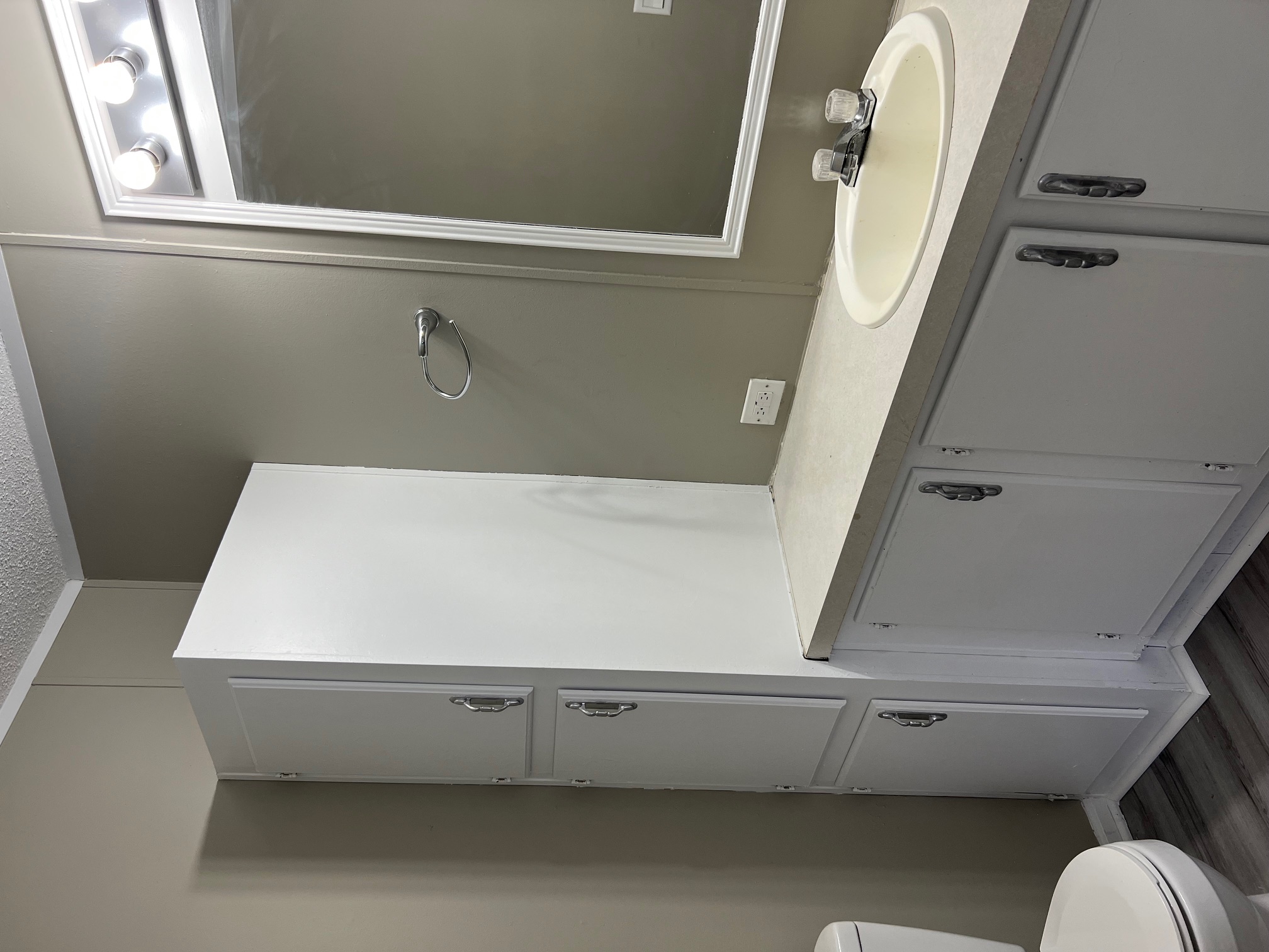 A photo of the Springdale Lake Home