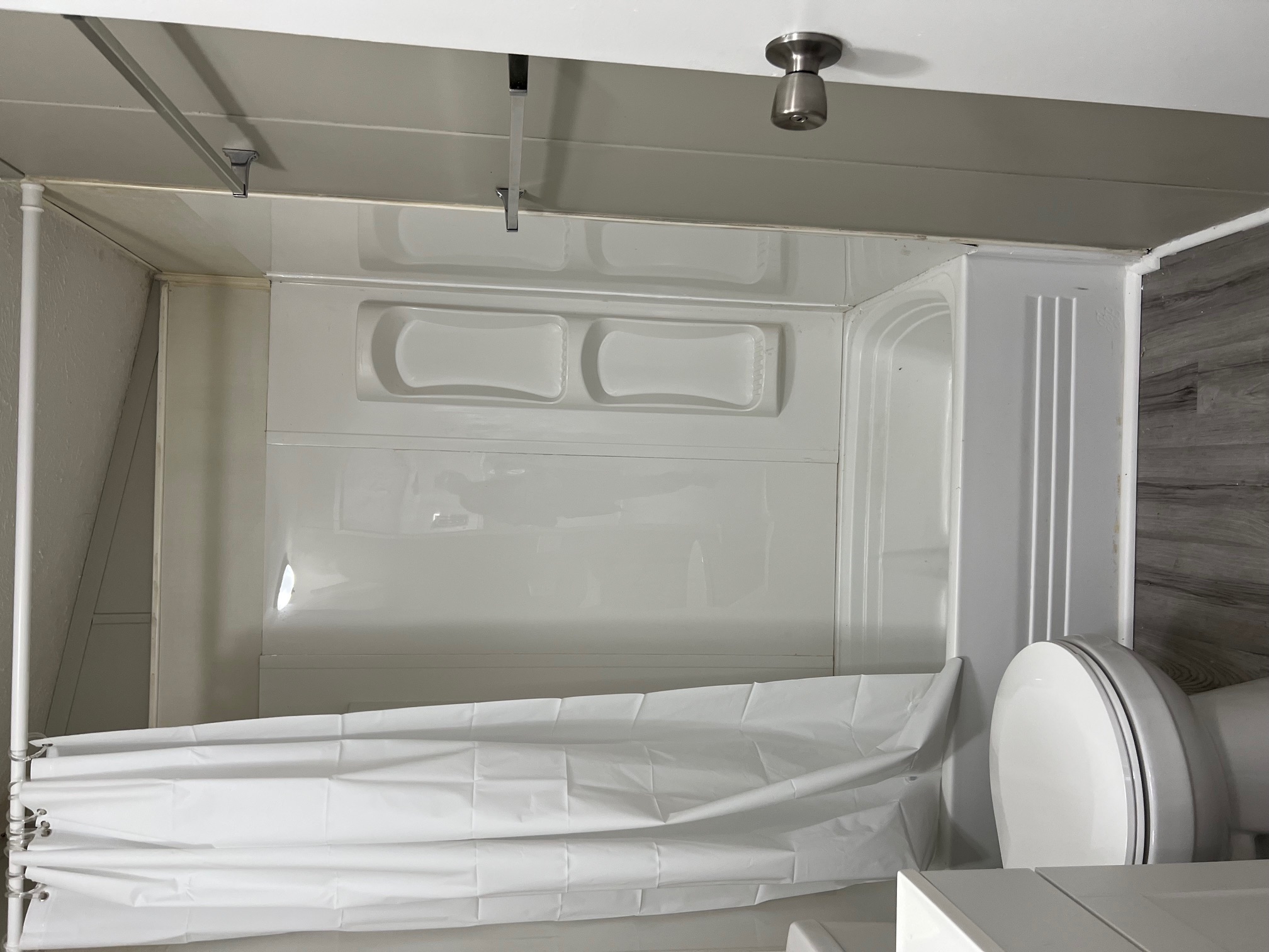 A photo of the Springdale Lake Home