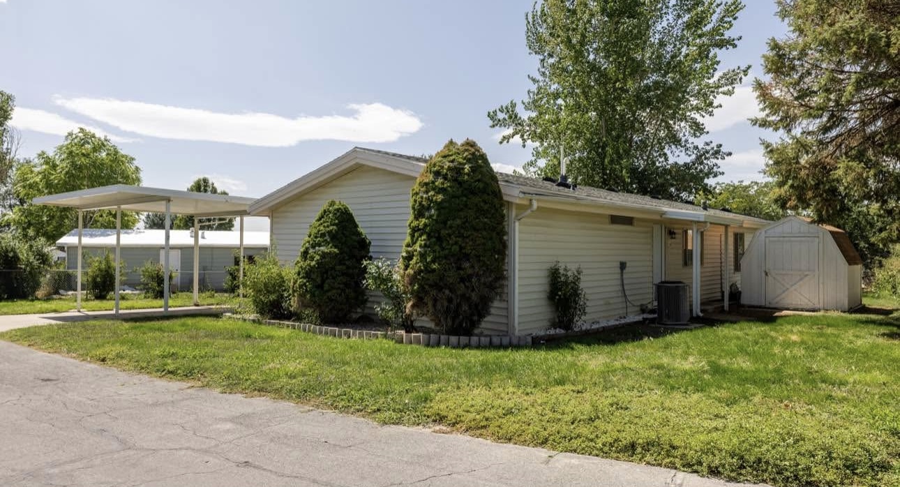 A photo of the Lakeview Estates Home