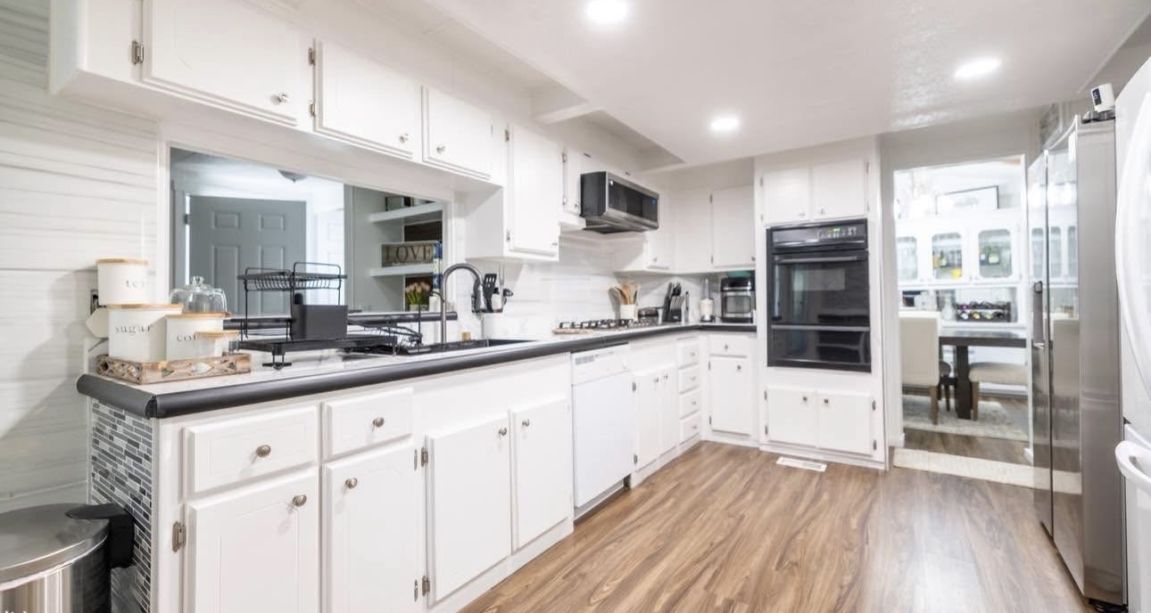 A photo of the Lakeview Estates Home