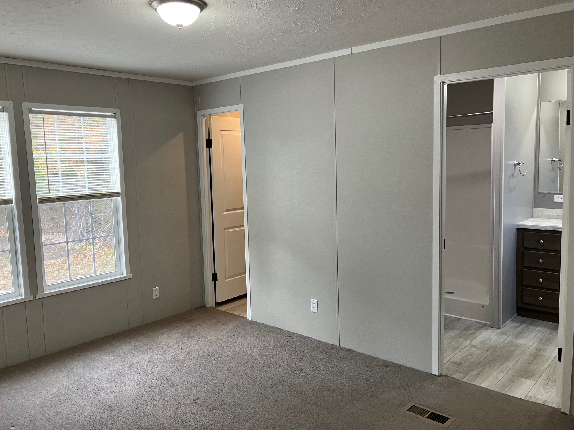 A photo of the Deluxe Lake Estates Home