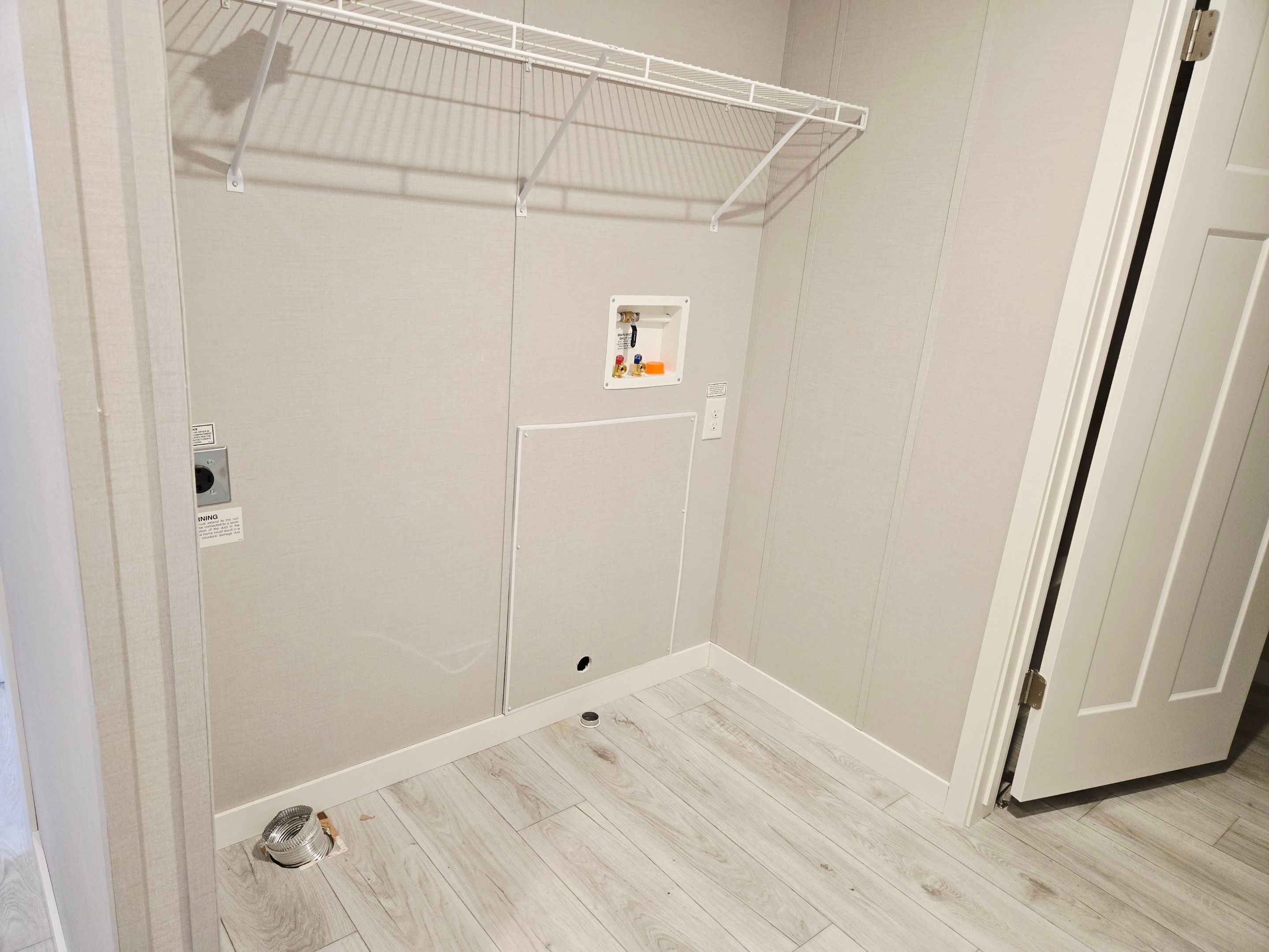 A photo of the Navajo Lake Estates Home