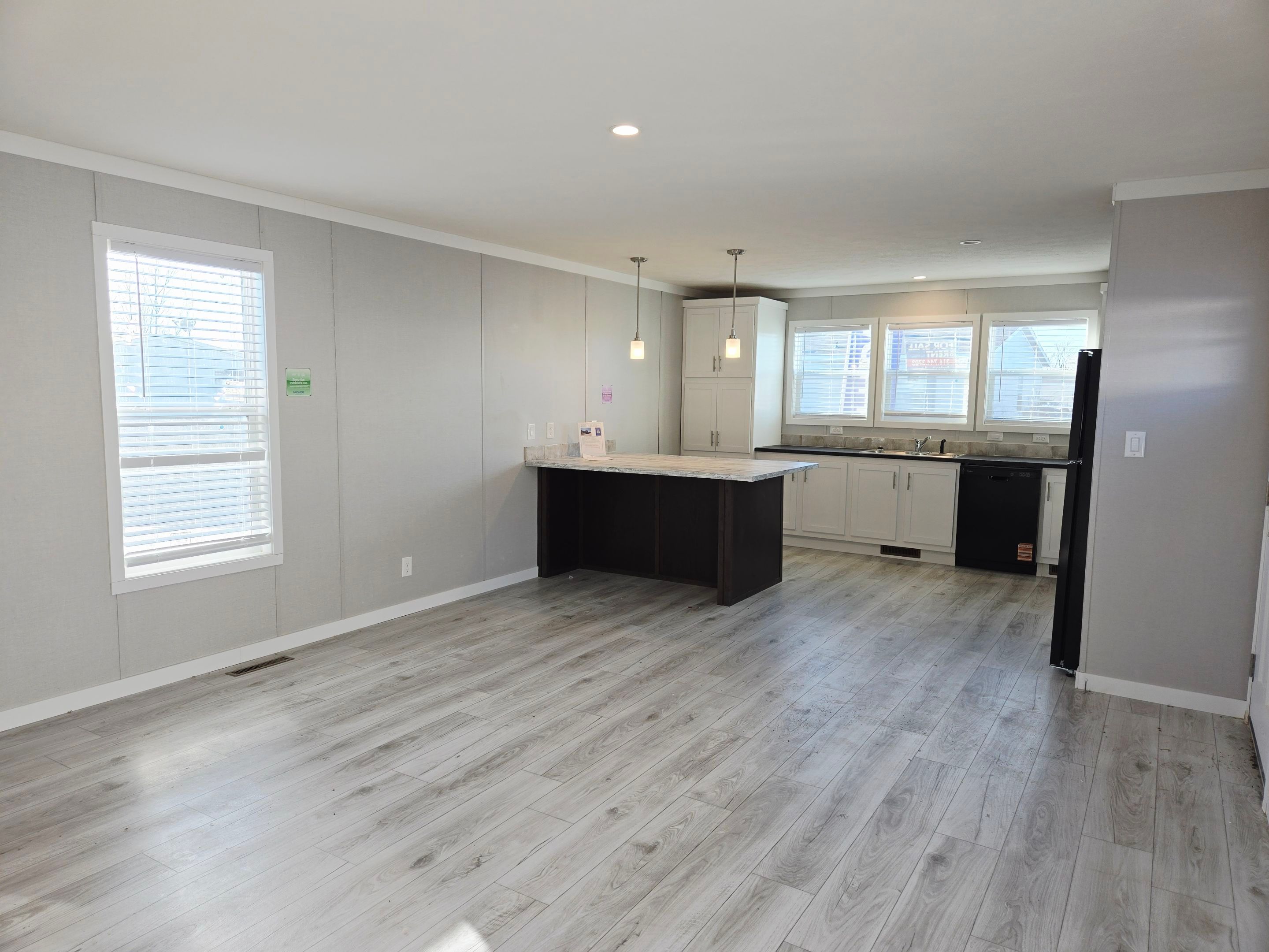 A photo of the Navajo Lake Estates Home