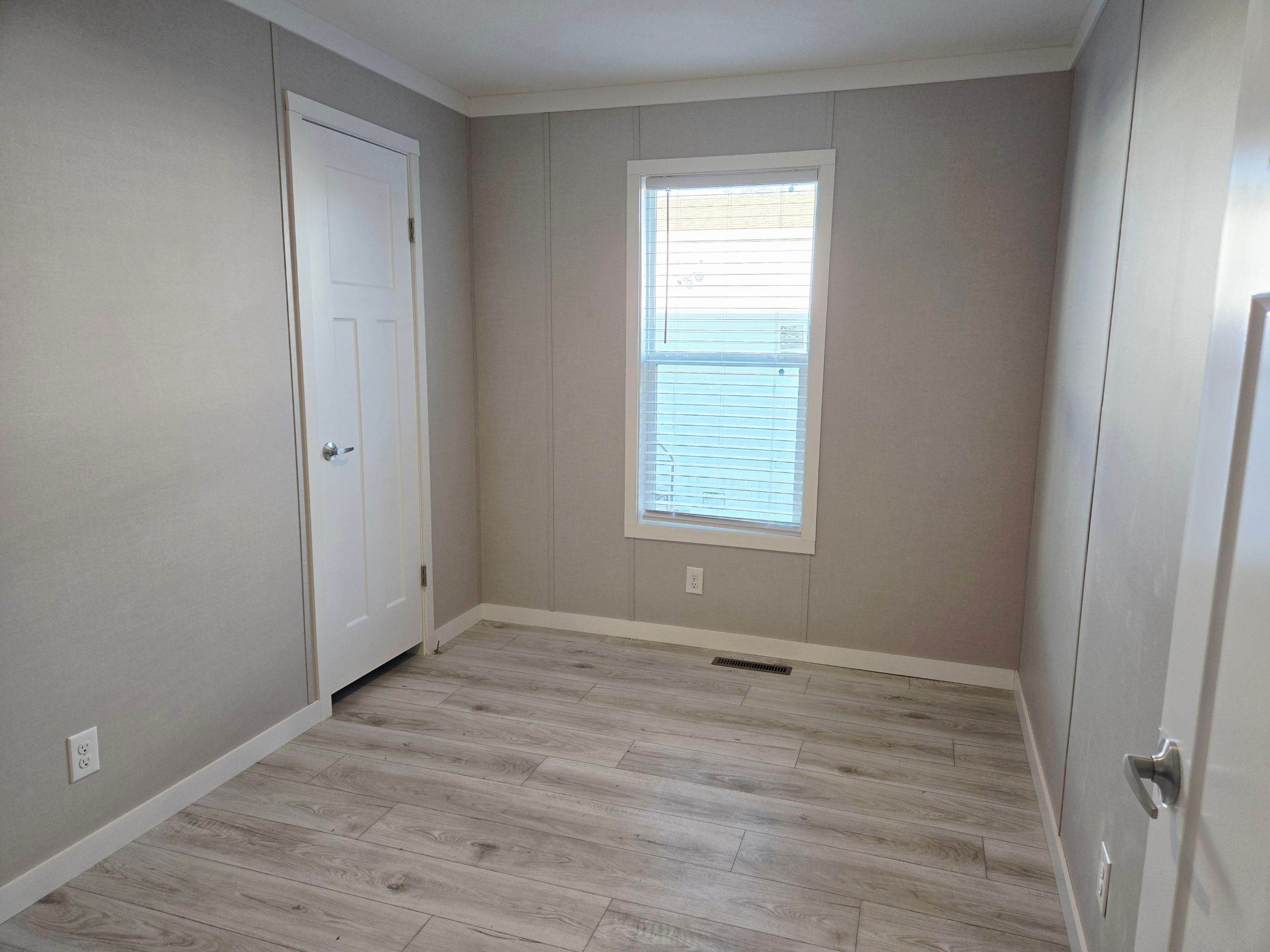 A photo of the Navajo Lake Estates Home