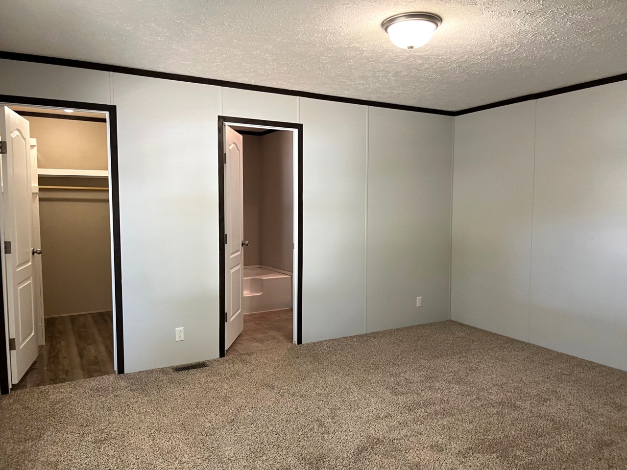 A photo of the Springdale Lake Home