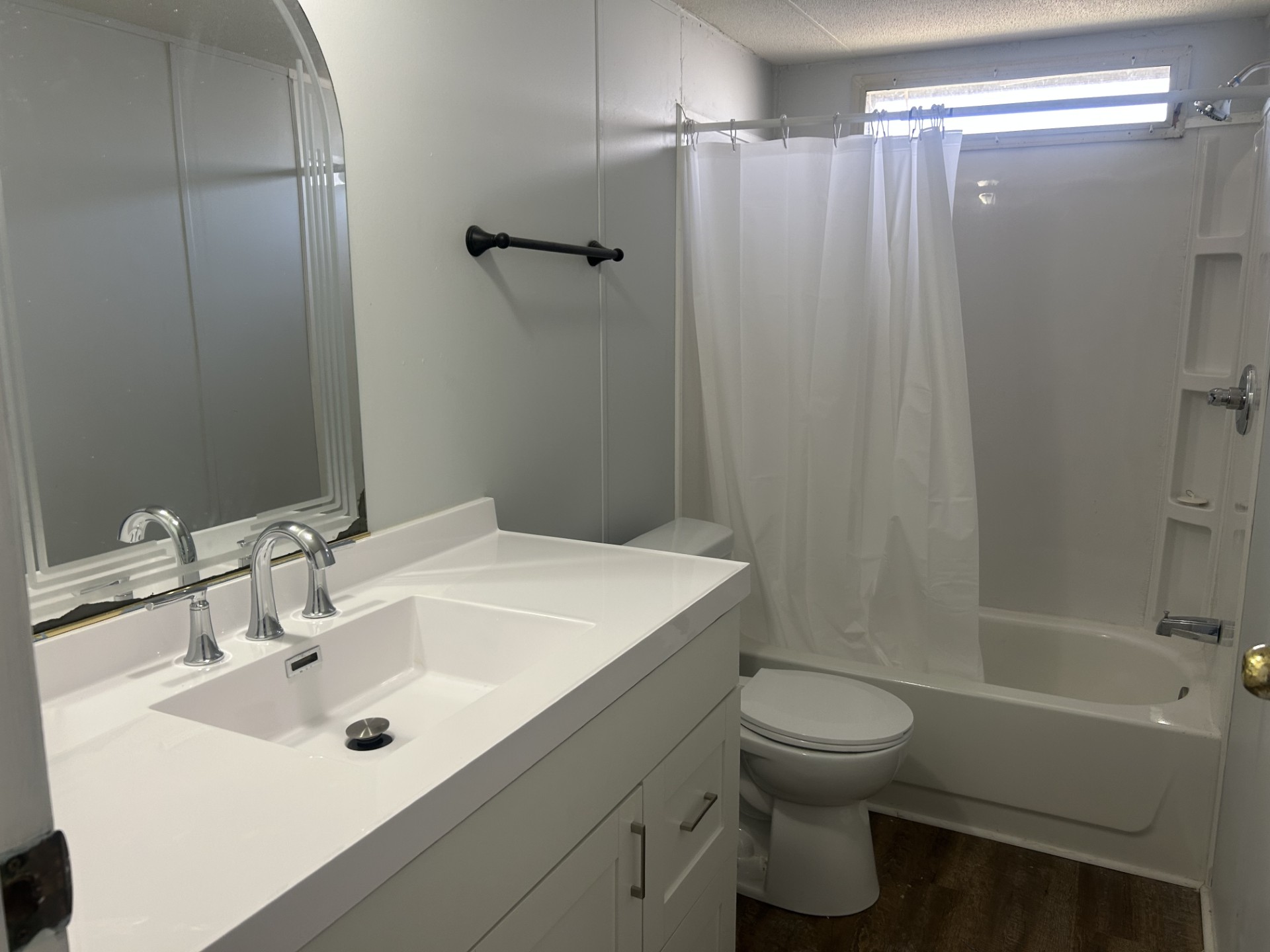 A photo of the Colonial Gardens Home