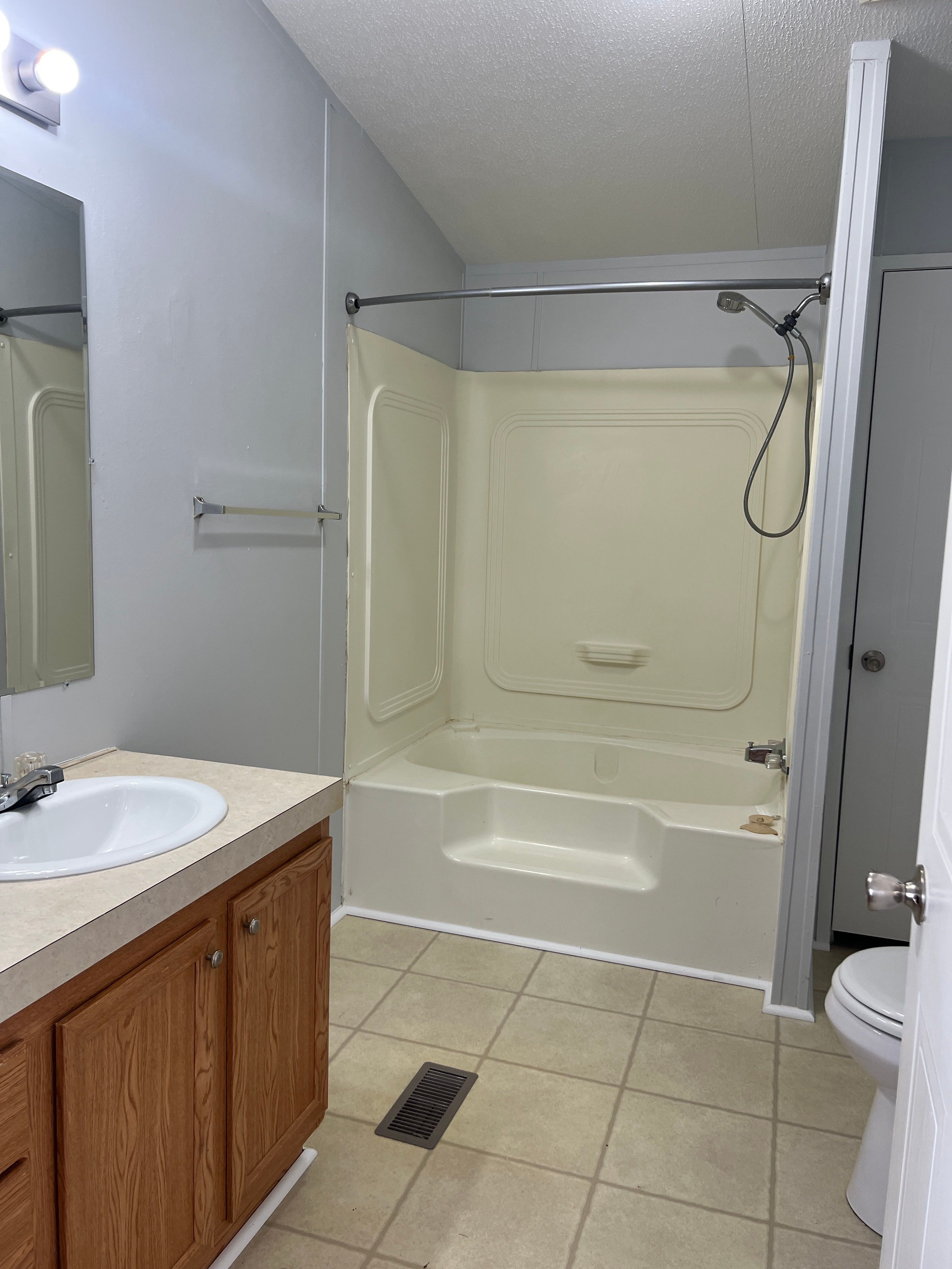 A photo of the Springdale Lake Home