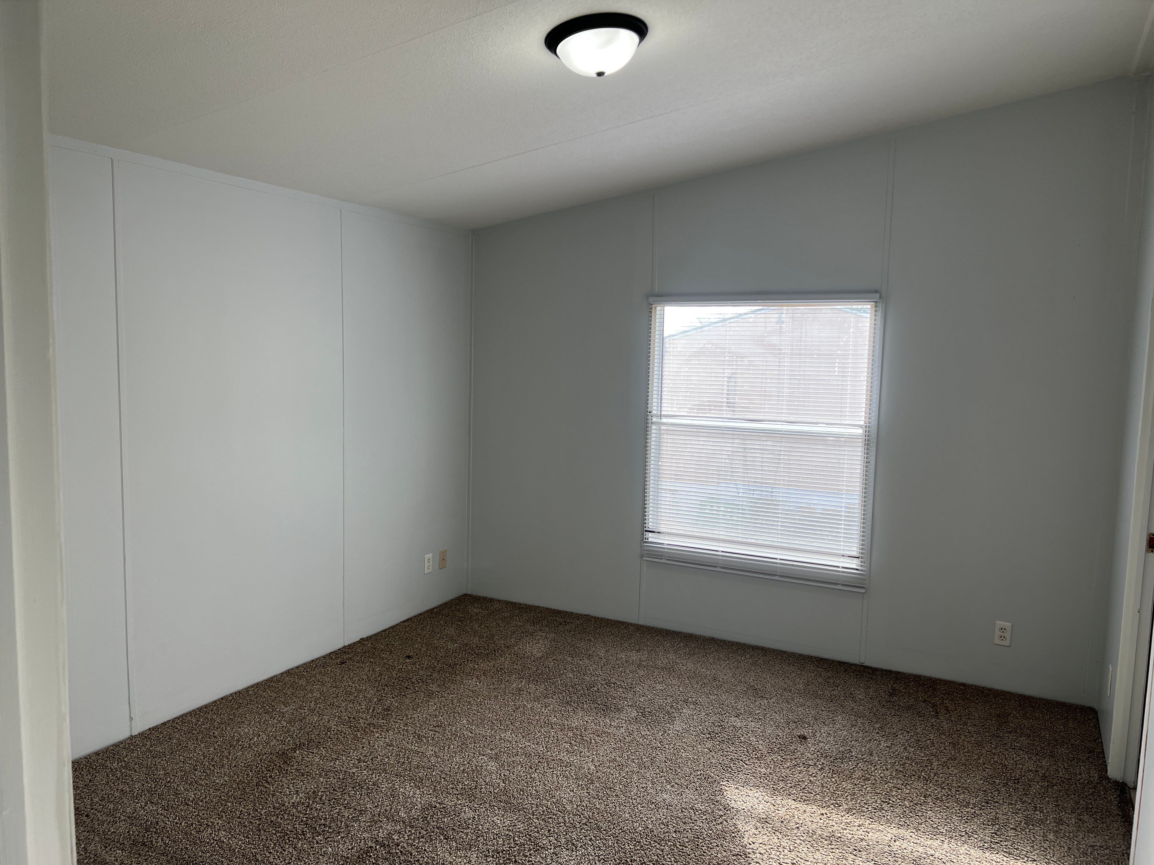 A photo of the Springdale Lake Home