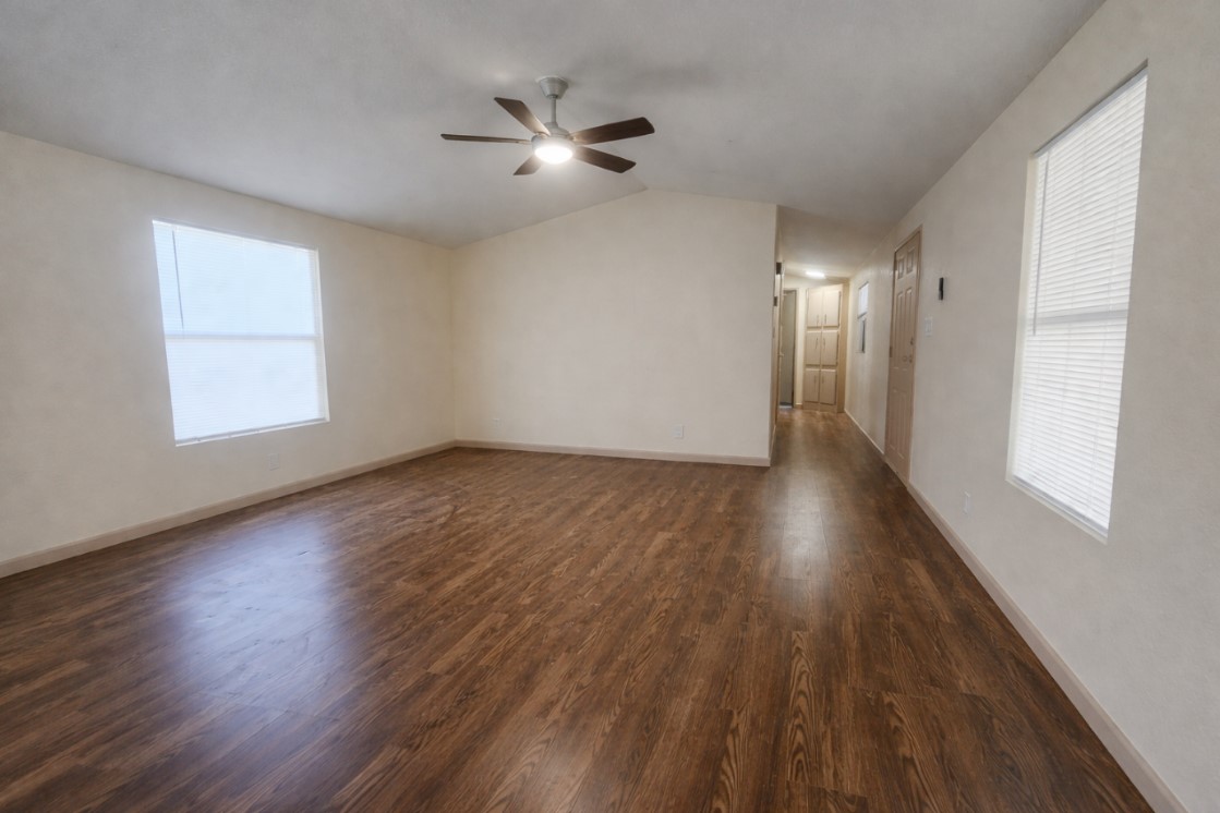 A photo of the Crescent Manor Home