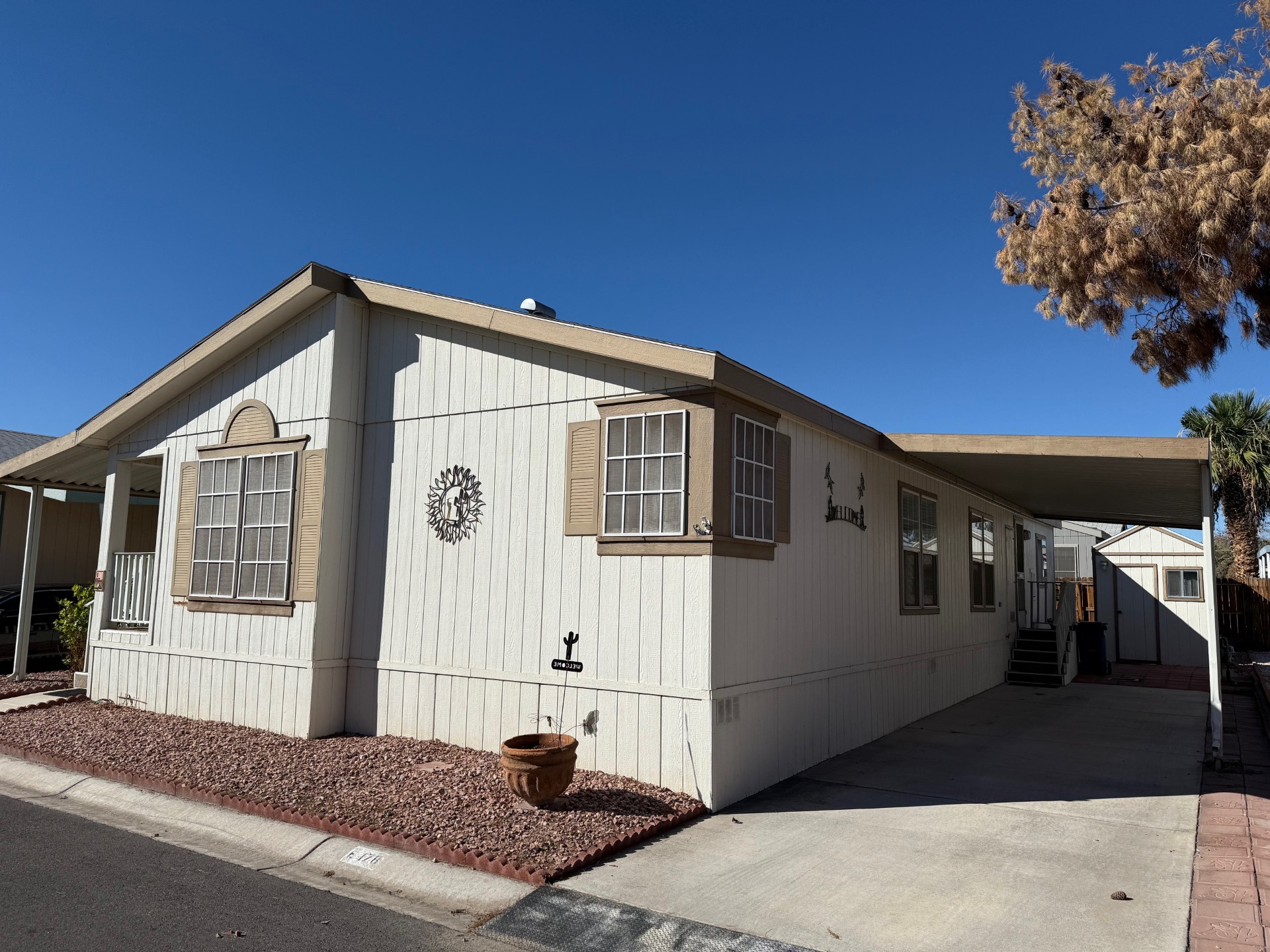 A photo of the River Oaks Home