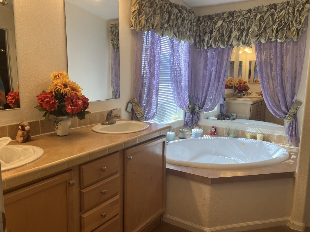 A photo of the Valley Vista Home