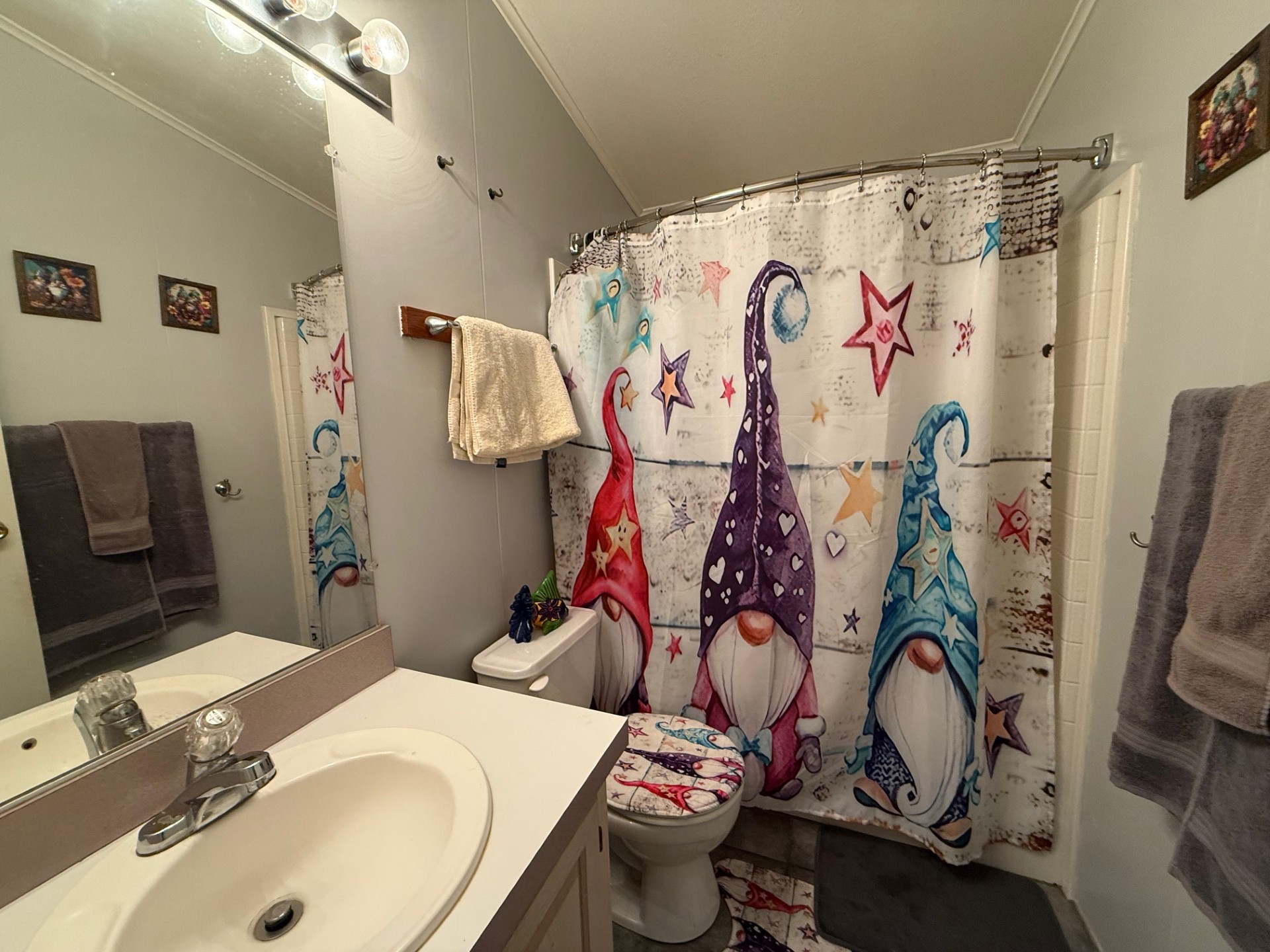 A photo of the River Oaks Home