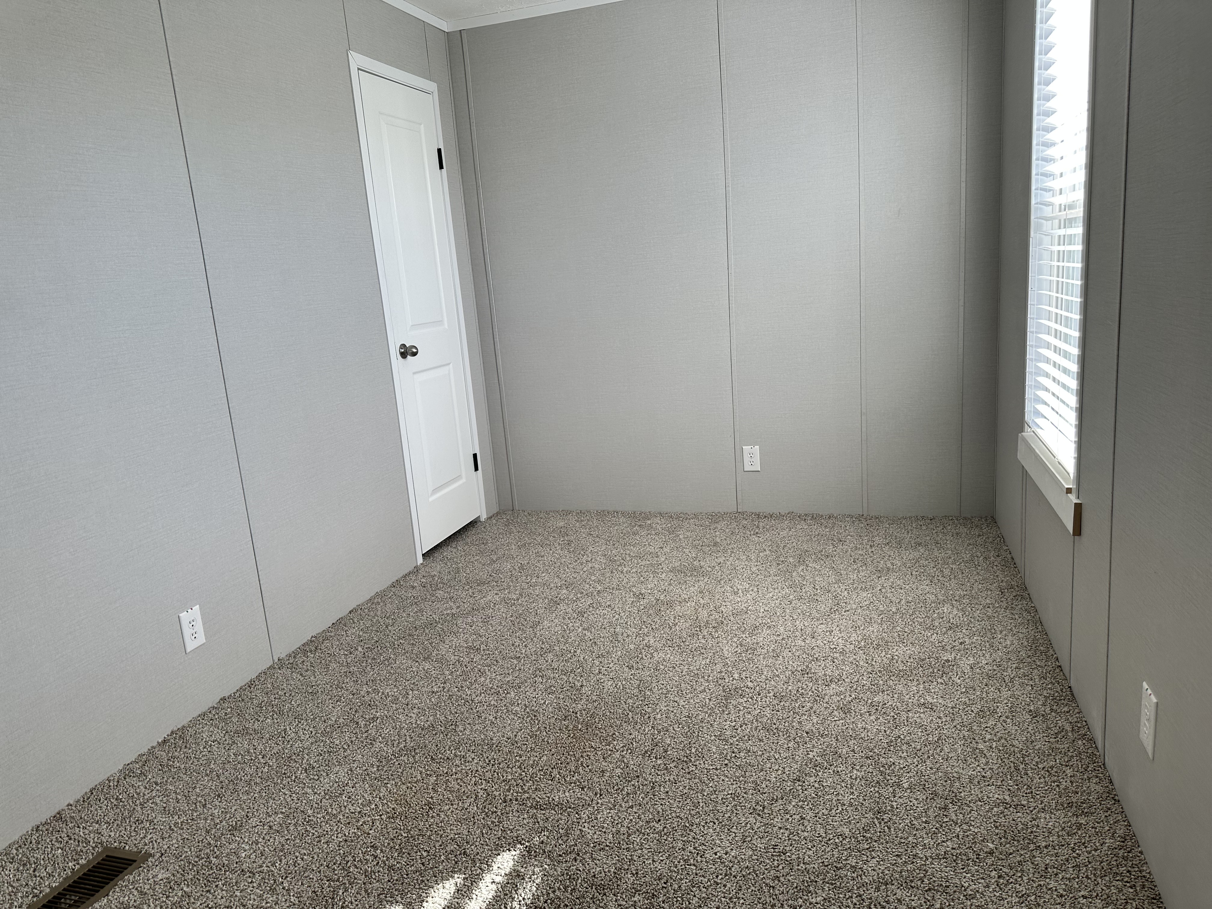 A photo of the Stoneybrook Pointe Home