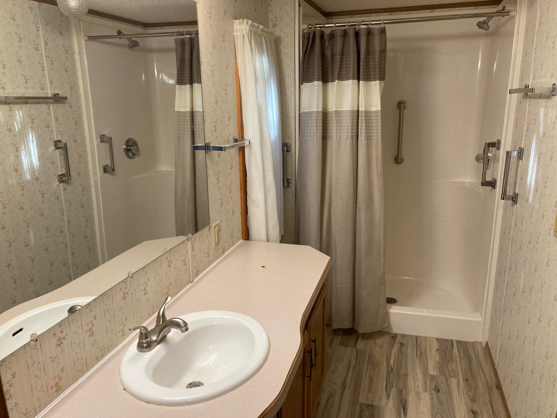 A photo of the Holiday South Home