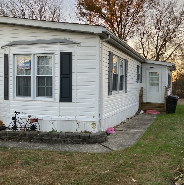 A photo of the Murray Manor Home