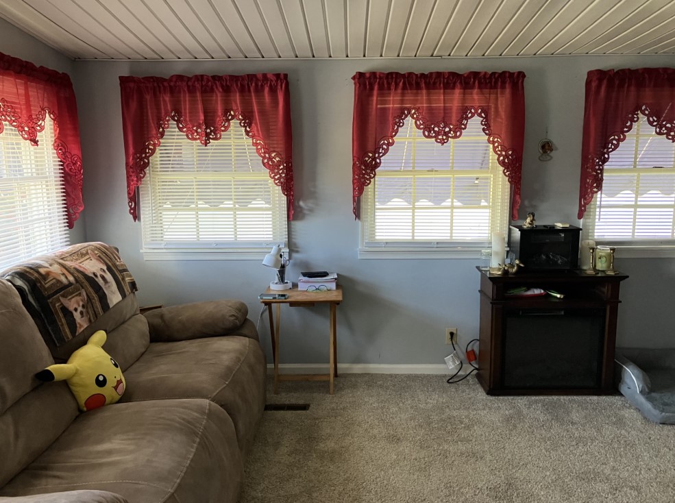 A photo of the Murray Manor Home