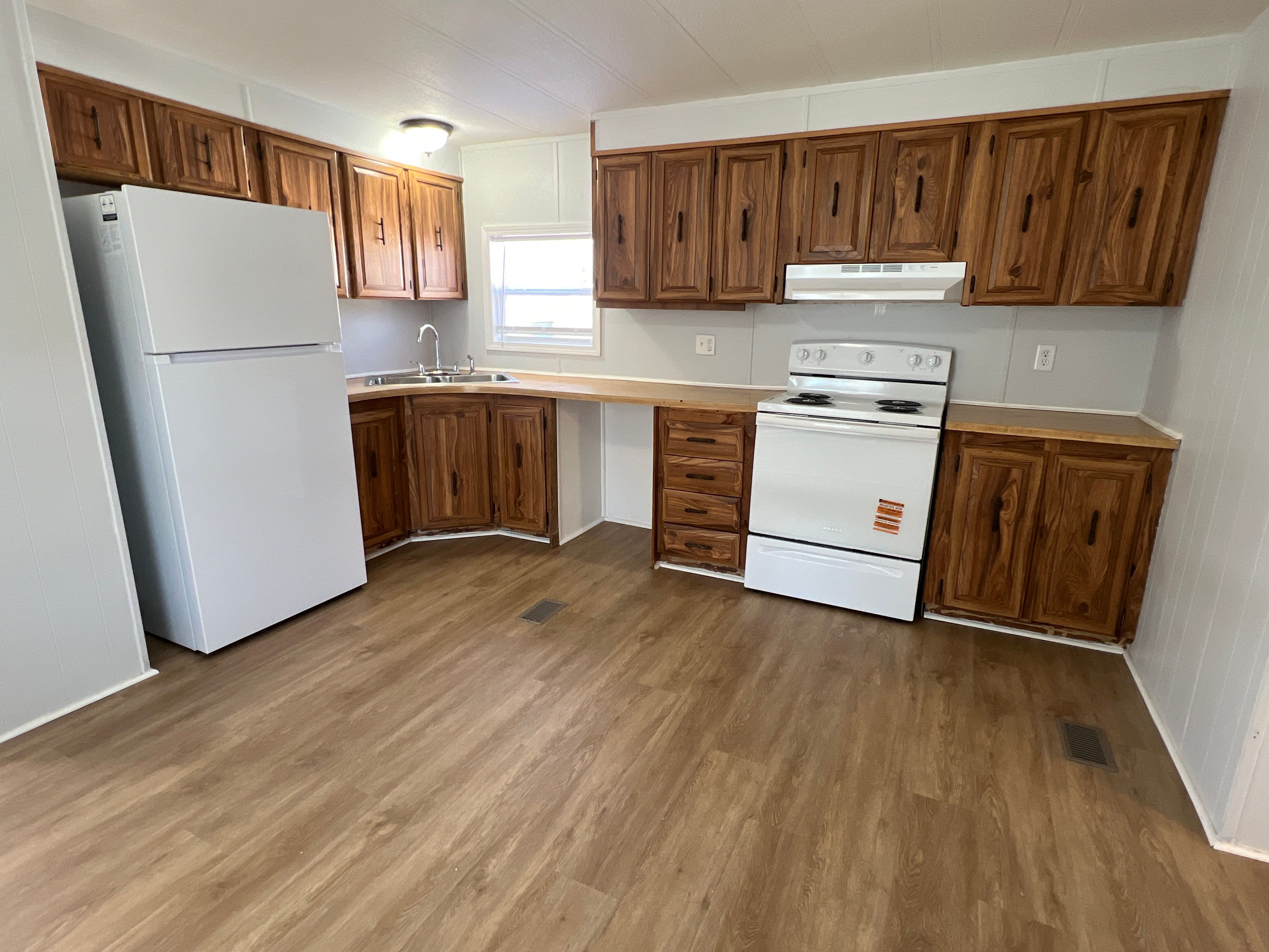 A photo of the Springdale Lake Home