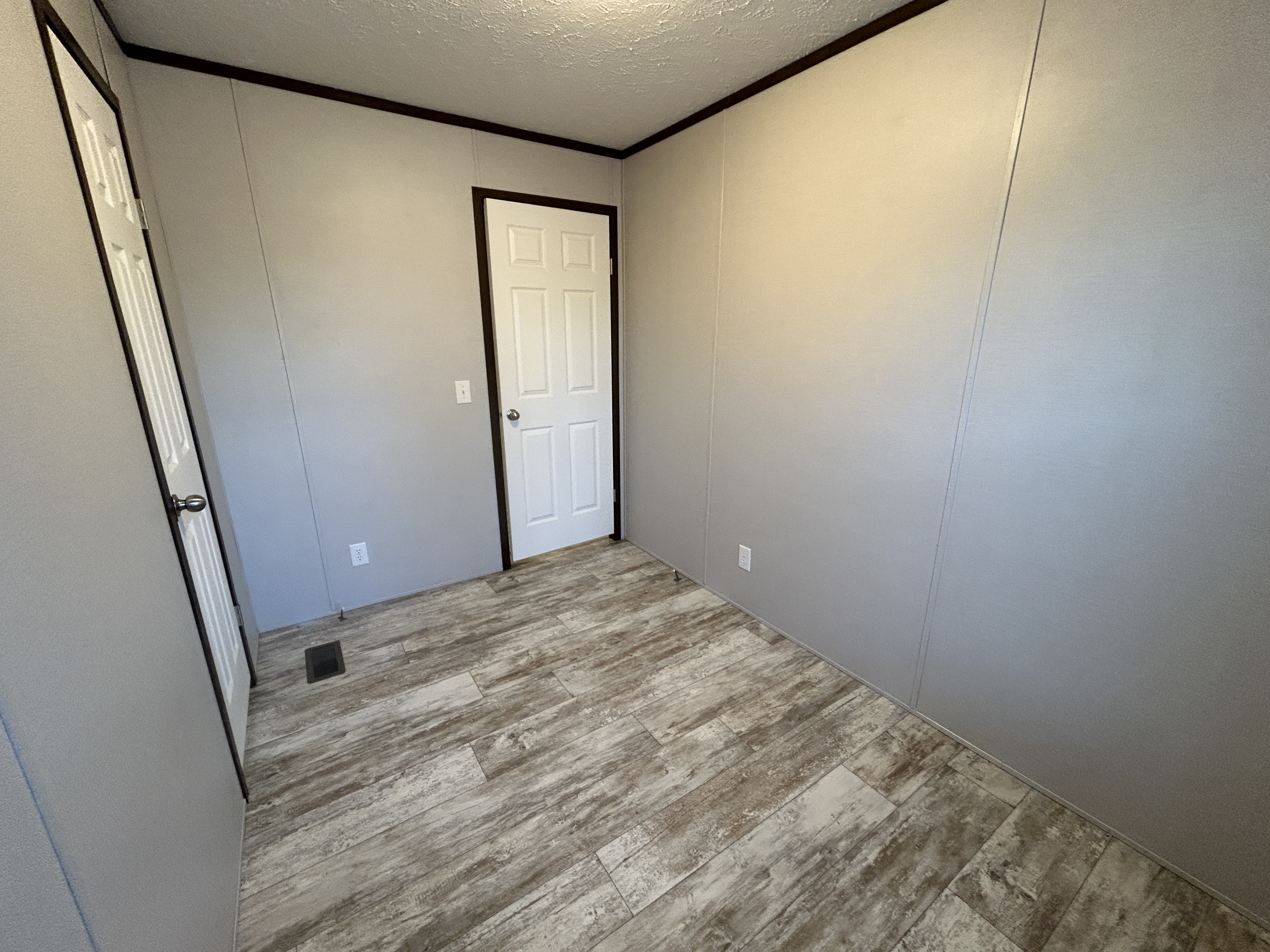 A photo of the Yorktowne Home