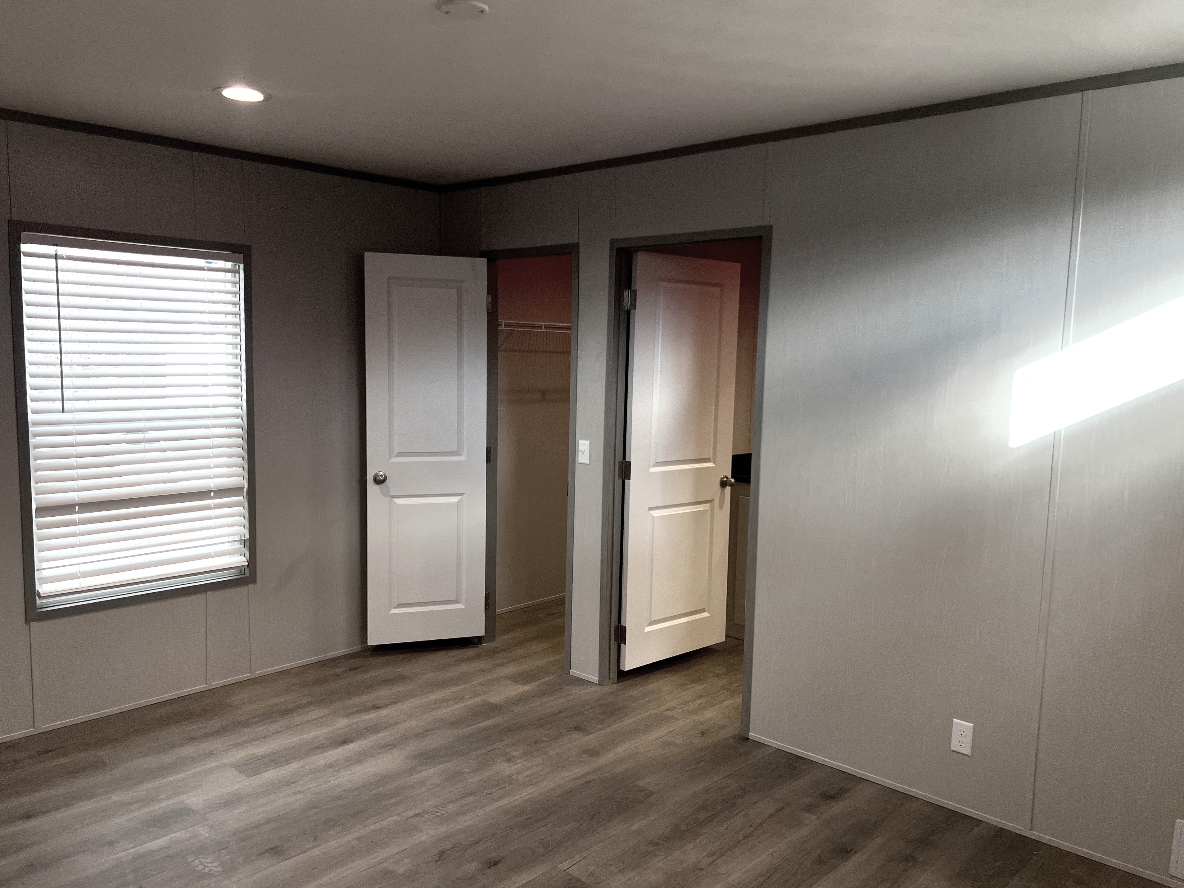 A photo of the Springdale Lake Home