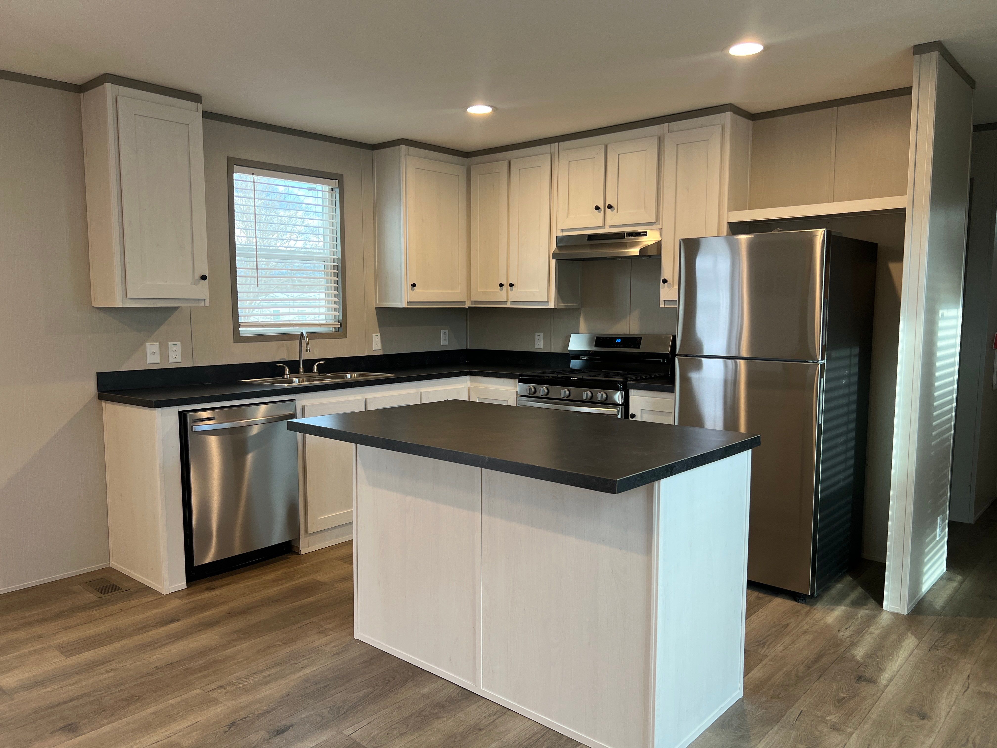 A photo of the Springdale Lake Home