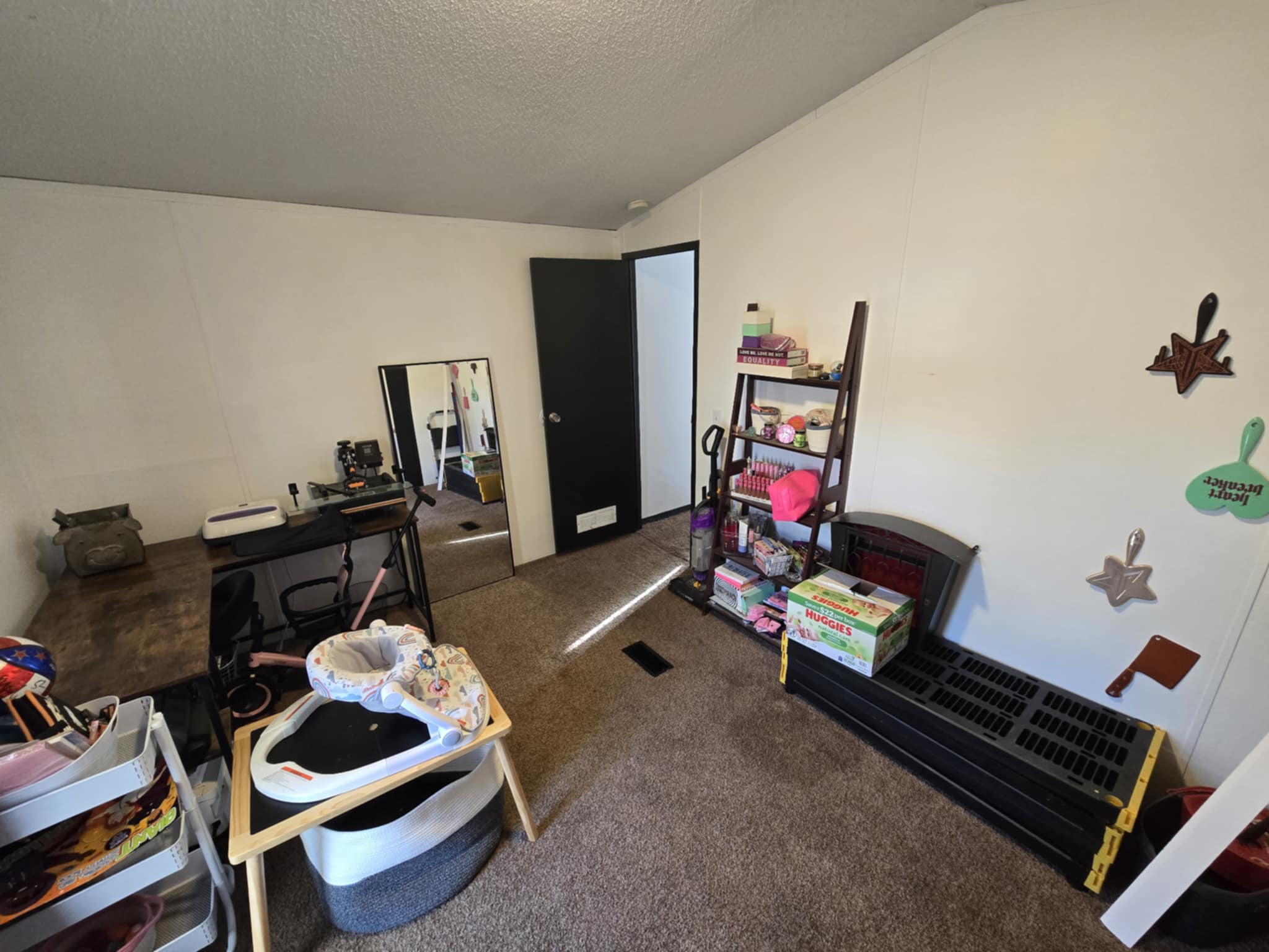 A photo of the El Caudillo Home