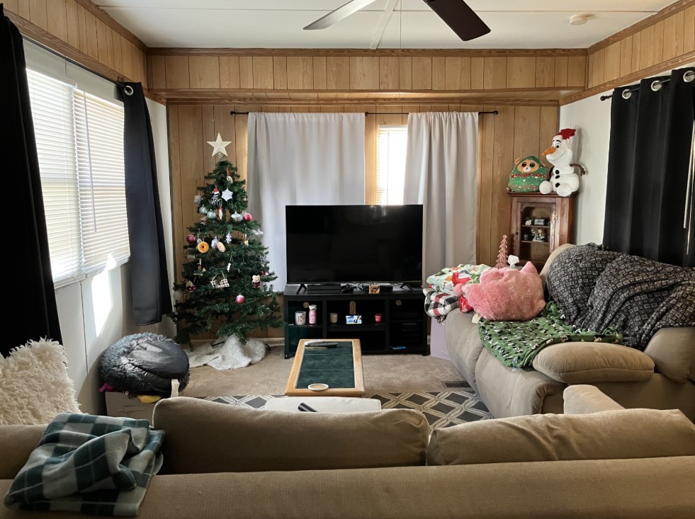 A photo of the Murray Manor Home